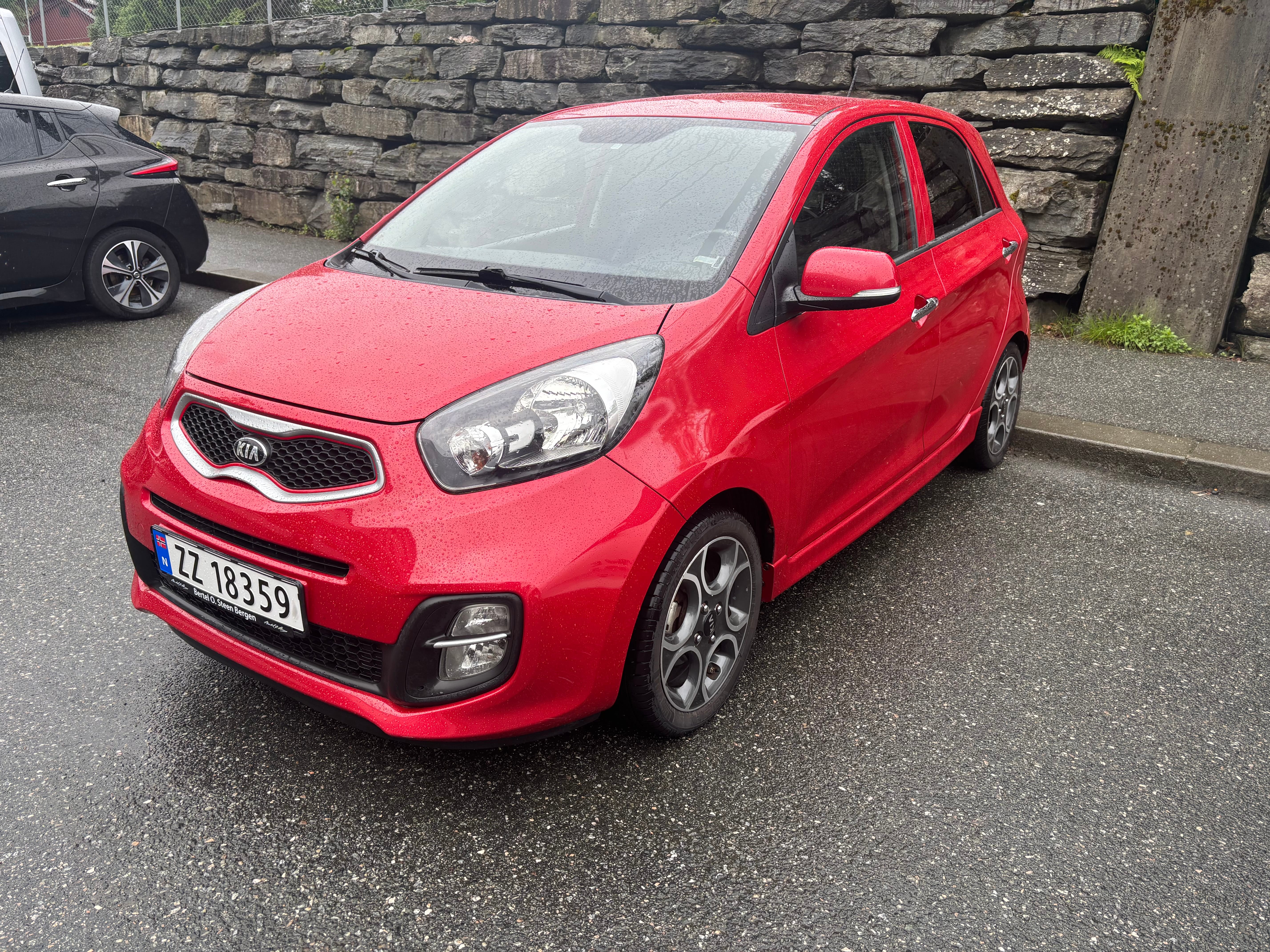 Kia Picanto 5 seter, rød with Air conditioning