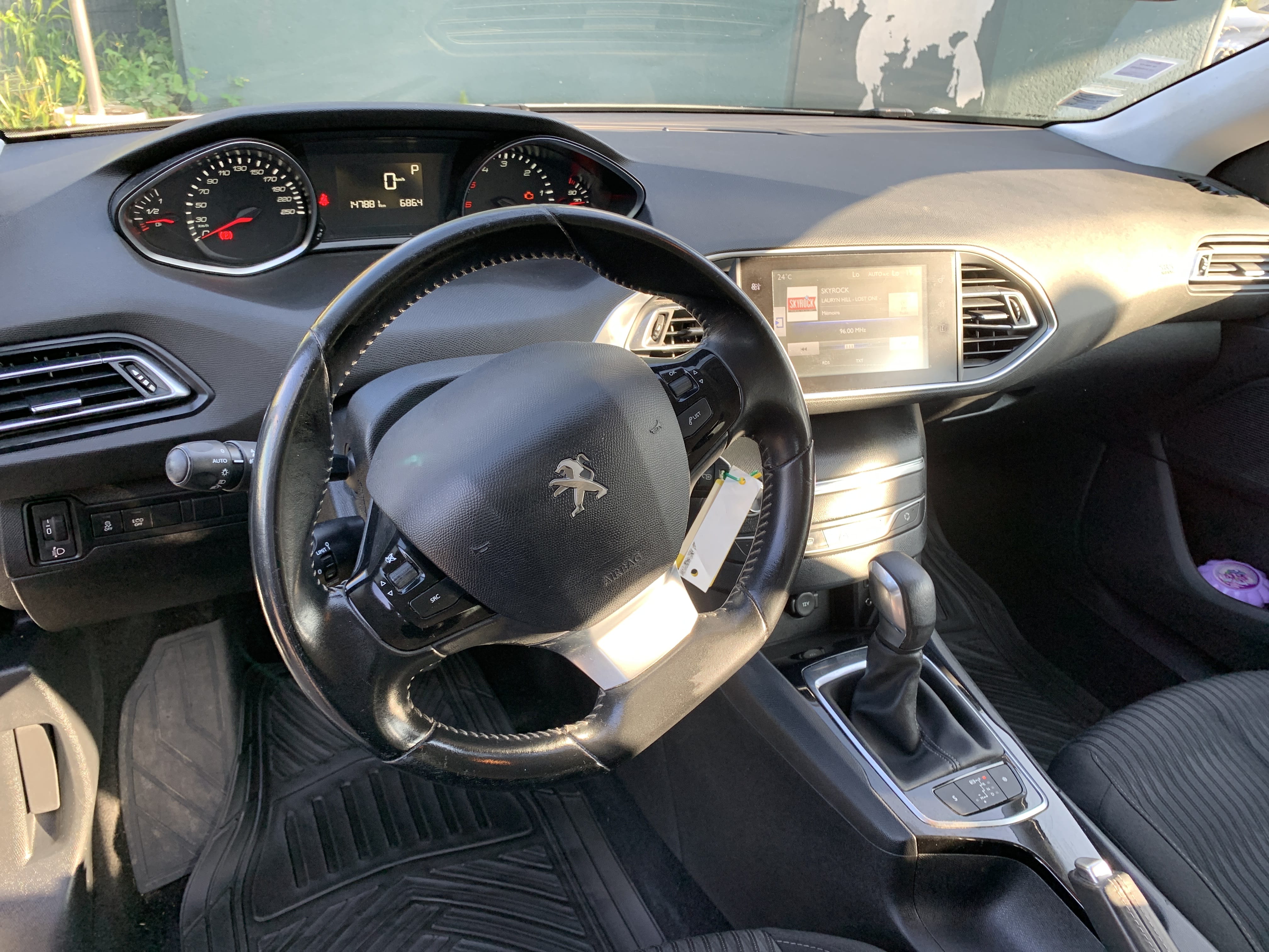 Peugeot 308 SW avec GPS