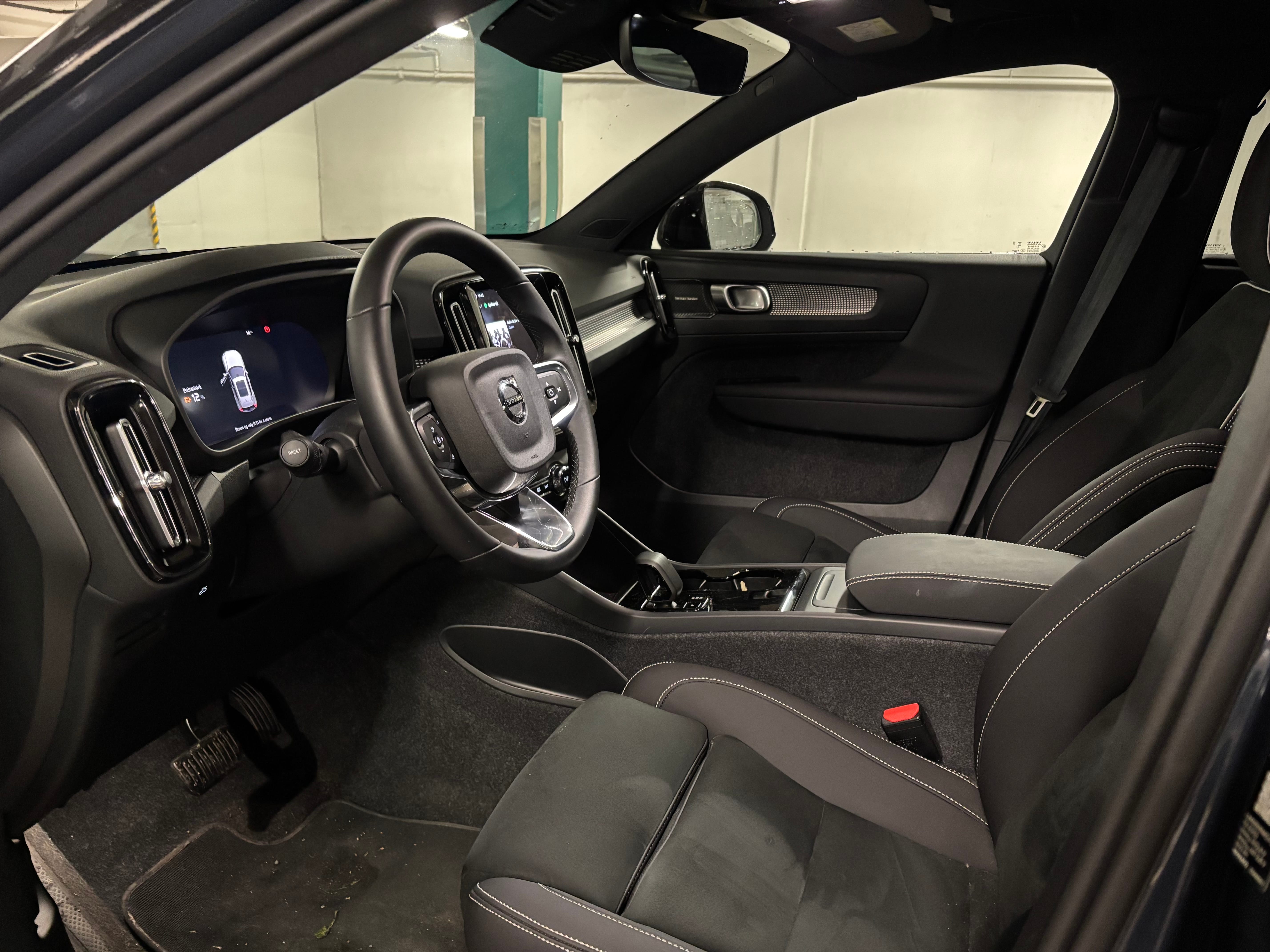 Volvo EX40 Twin Performance mit Rückfahrkamera