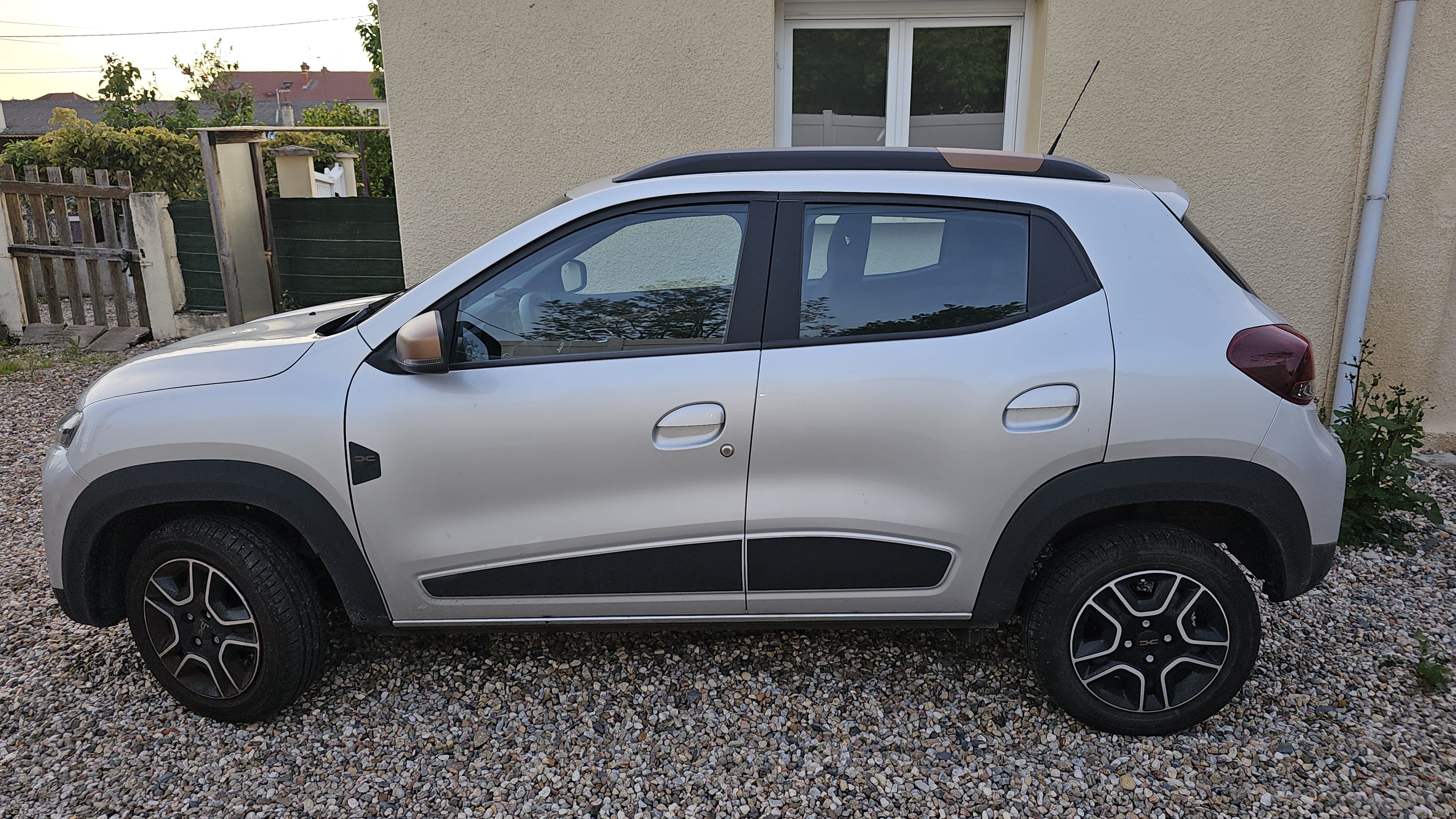Dacia Spring avec Climatisation