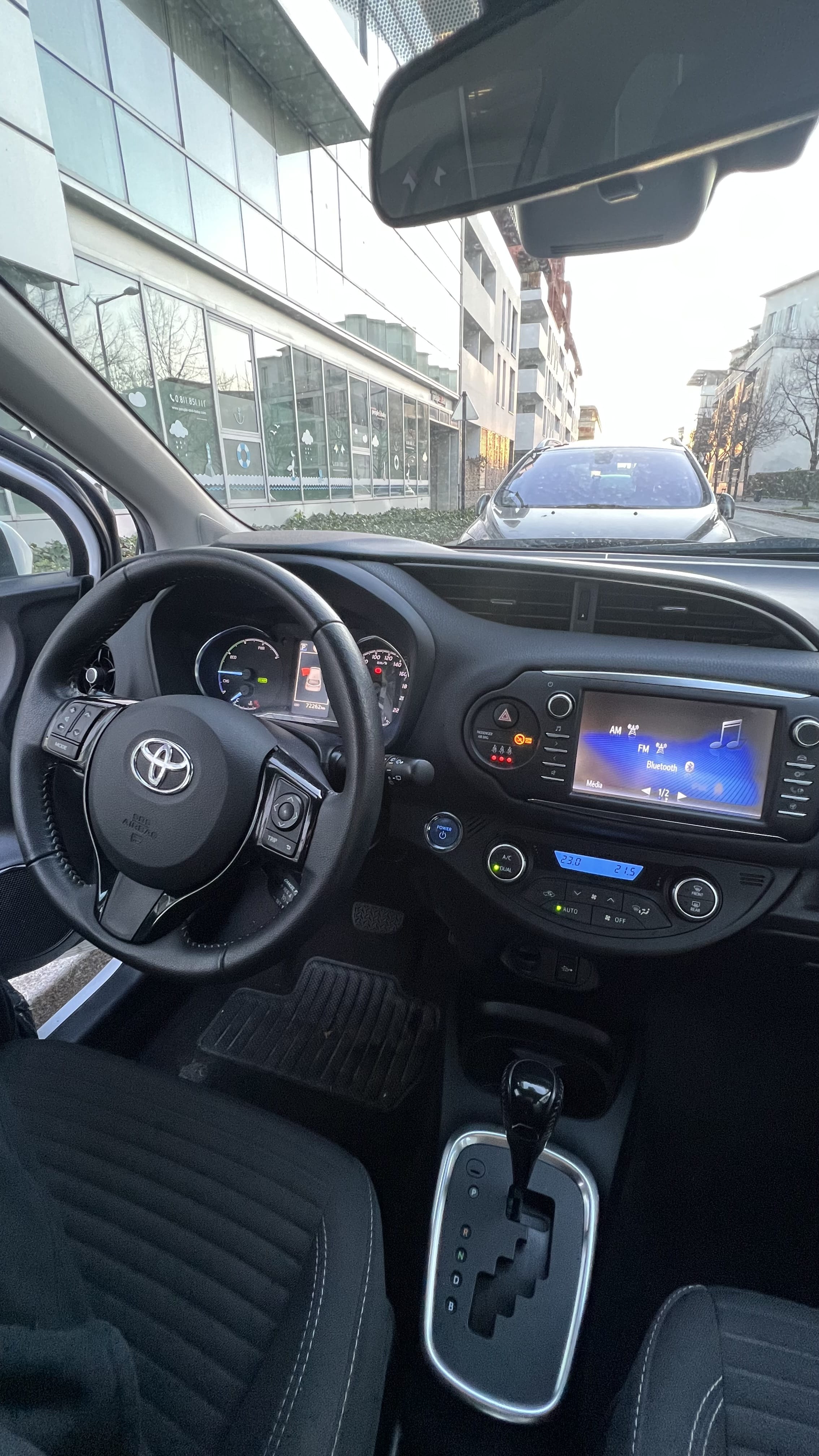 Toyota Yaris con Control de velocidad