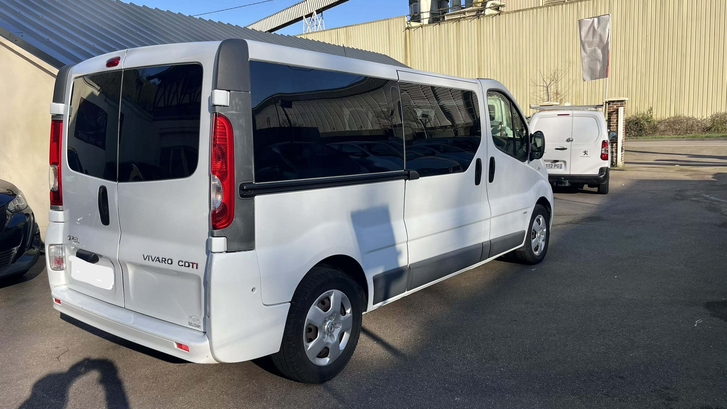 Opel Vivaro 2.0DCi avec Climatisation