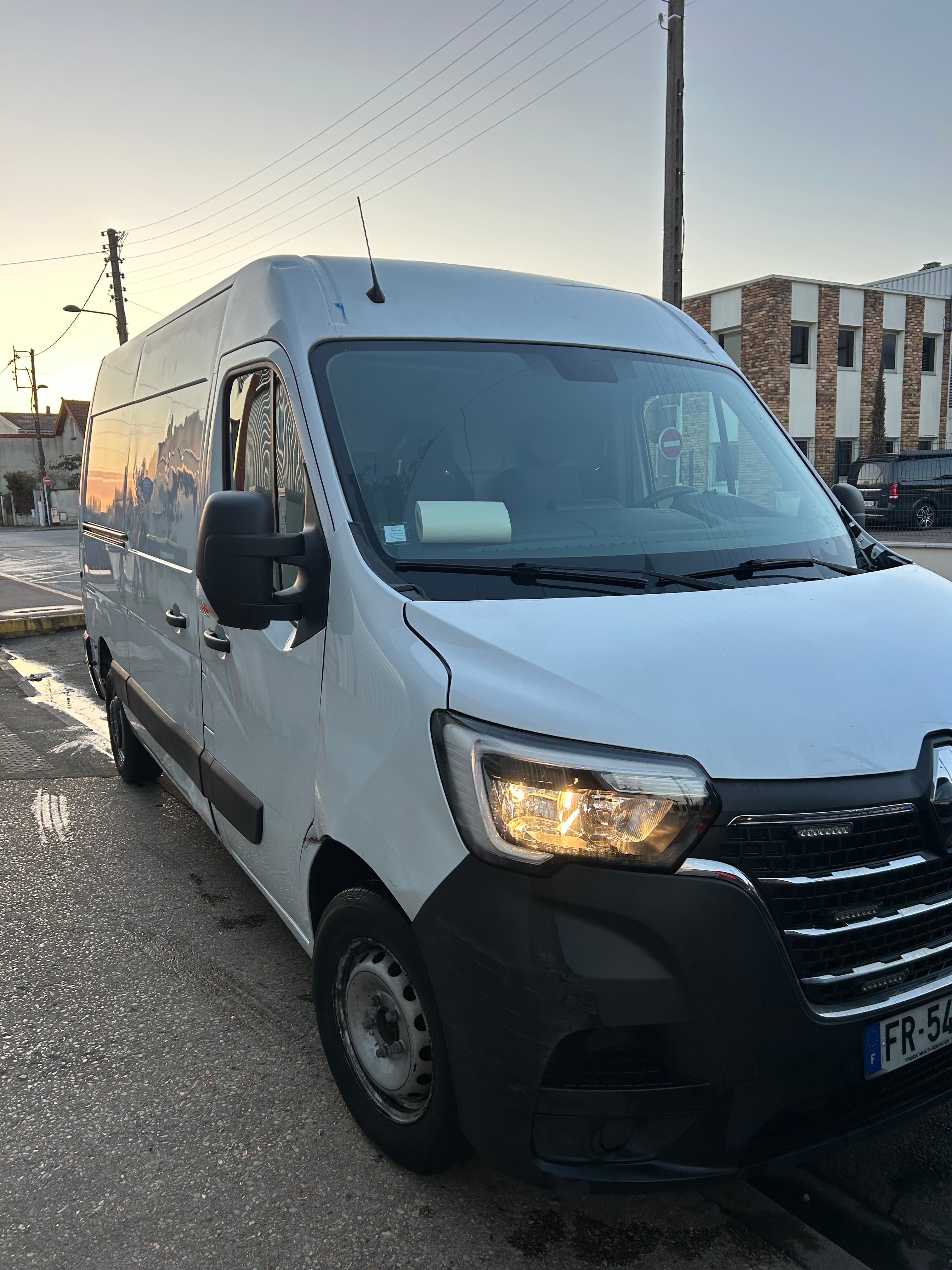 Renault Master 2.3 avec GPS