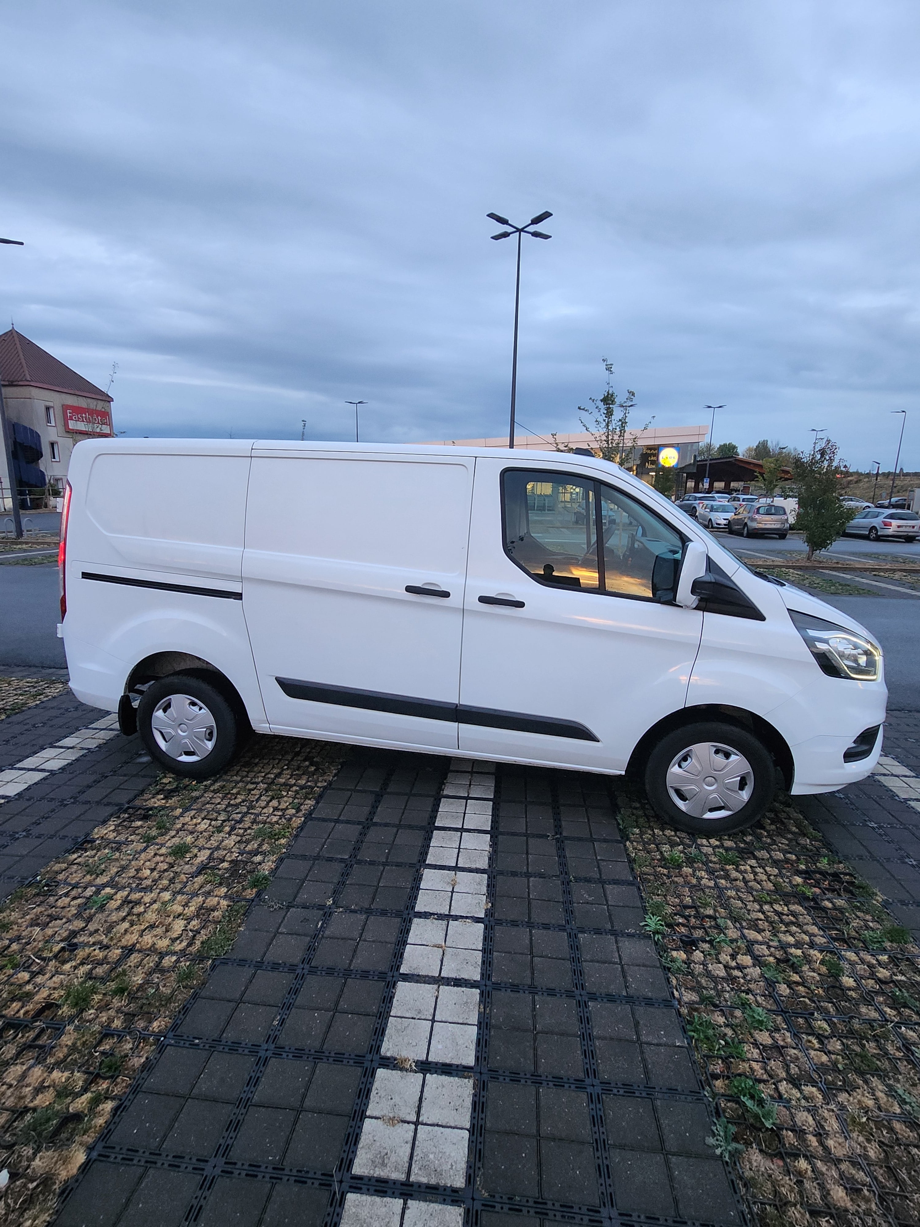 Ford Transit Custom Fourgon