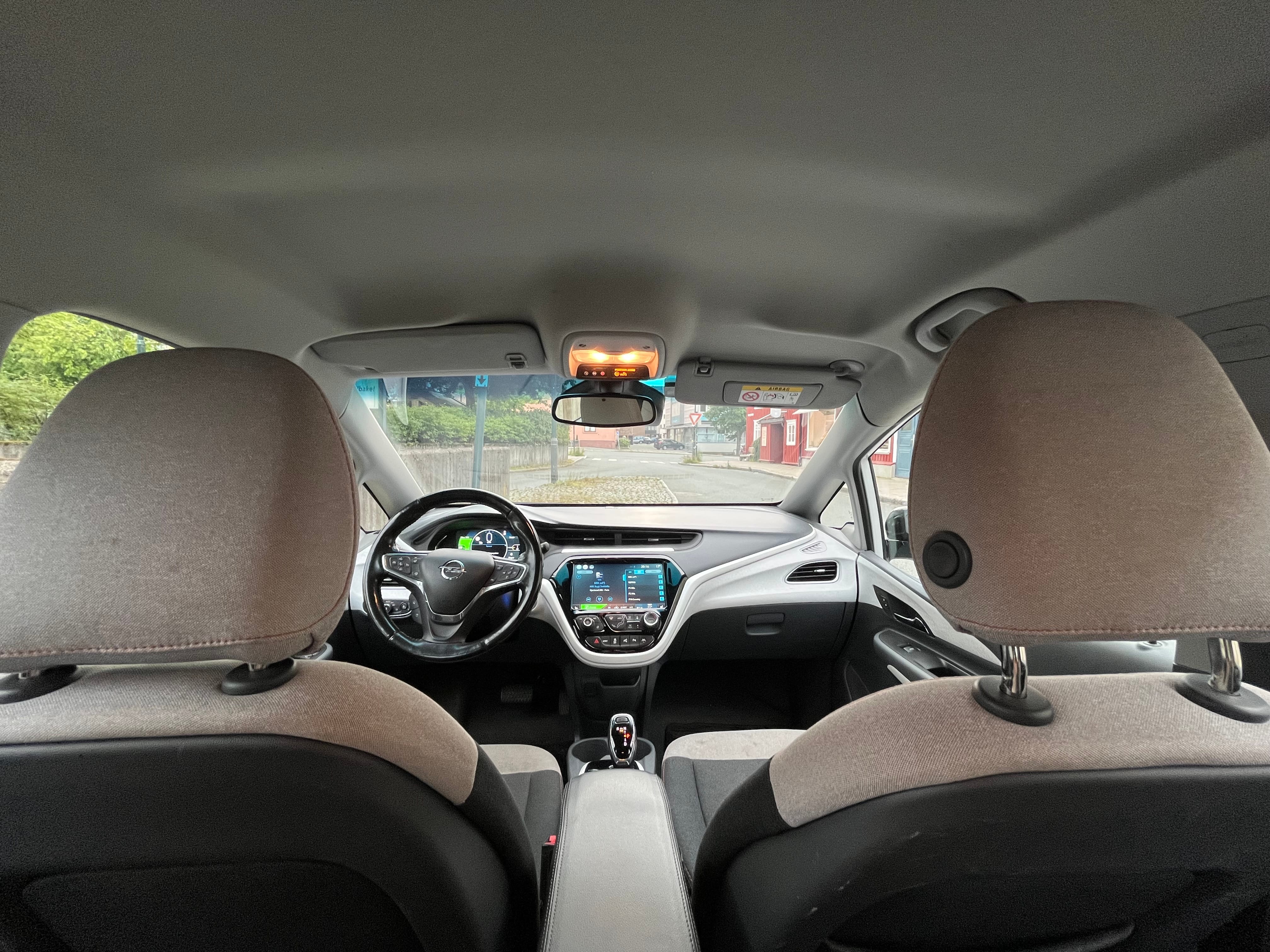 Opel Ampera-e med Cruisekontroll