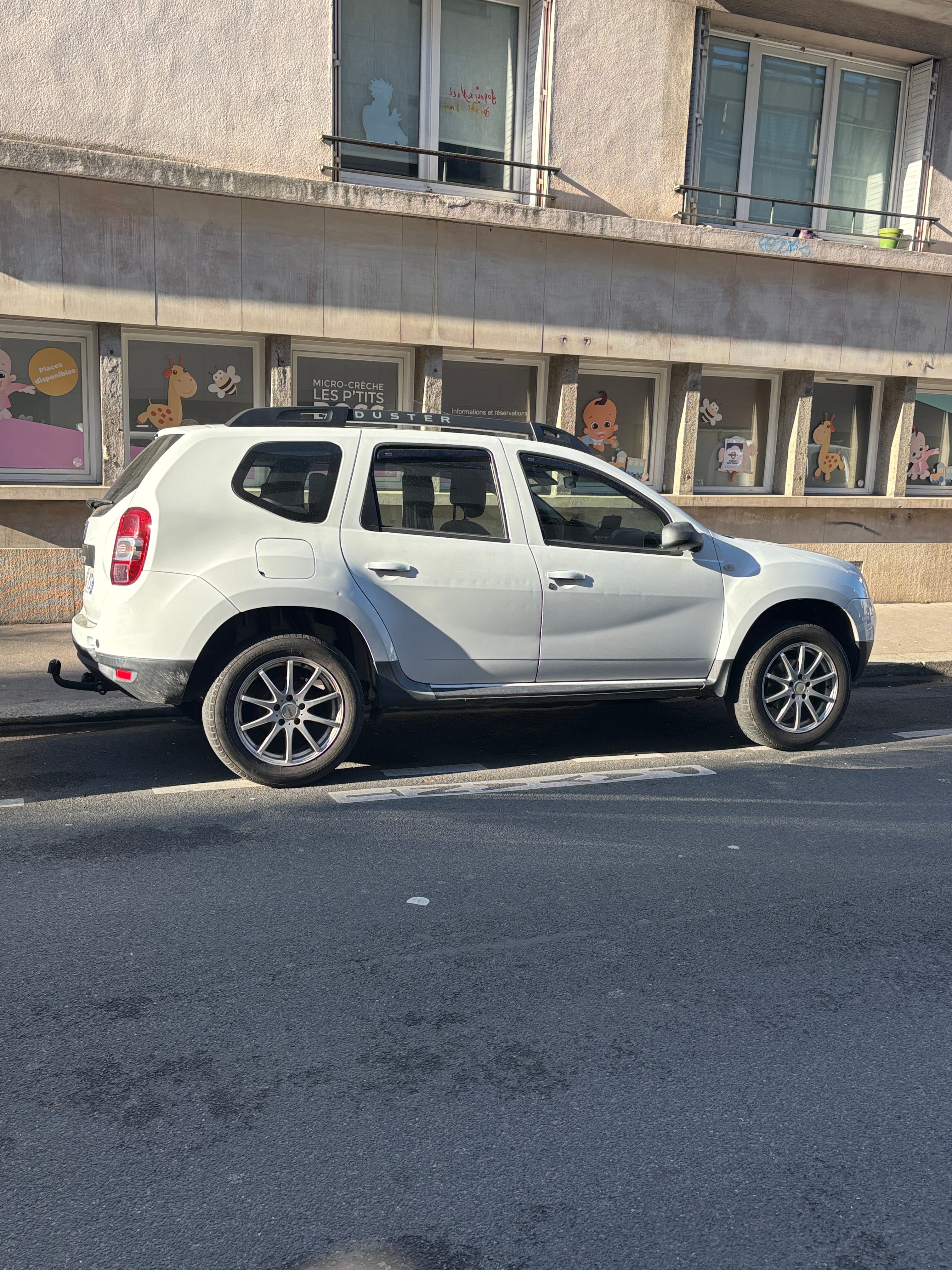 Dacia Duster with Air conditioning