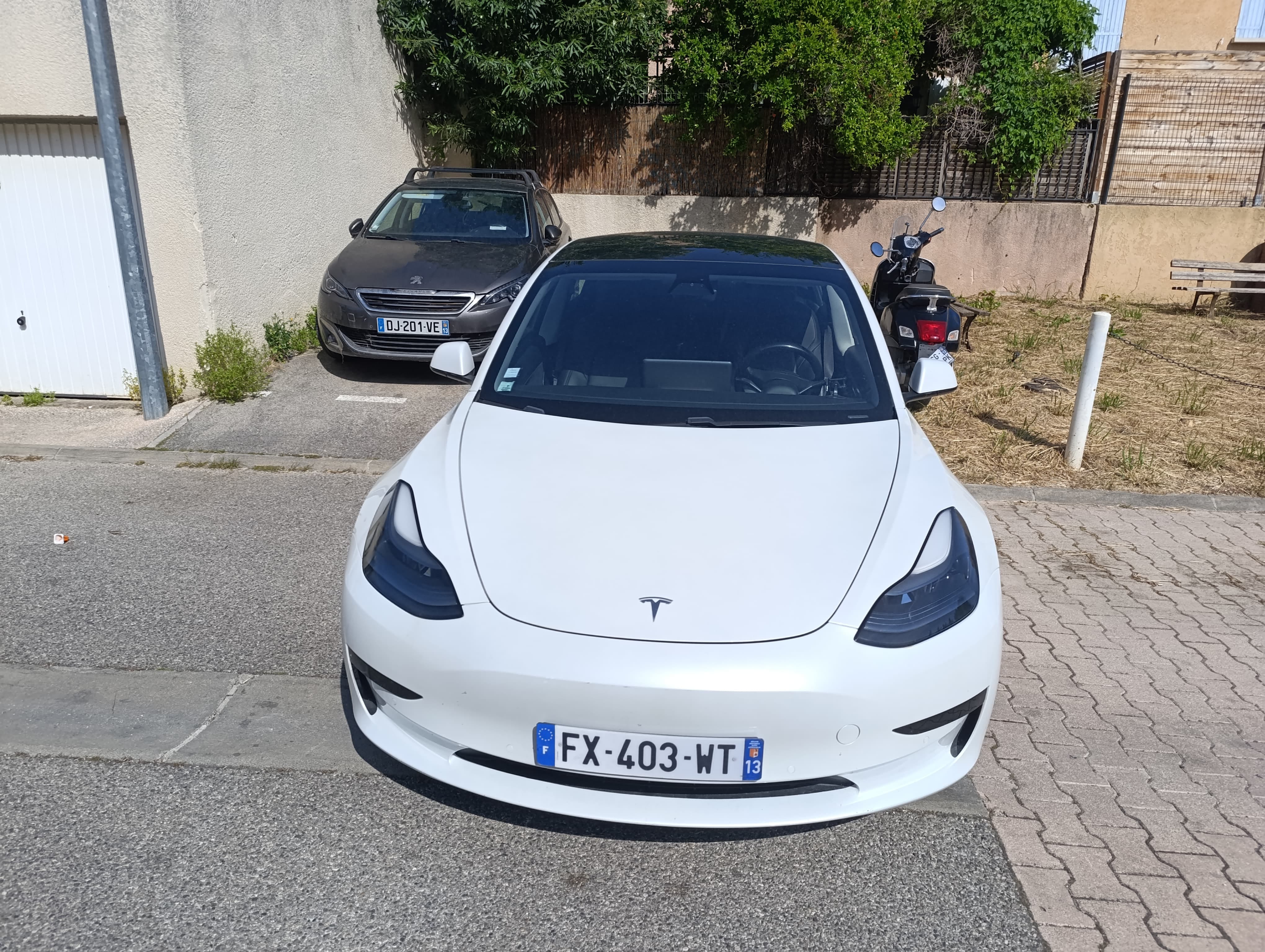 Tesla Model 3 avec Audio Bluetooth