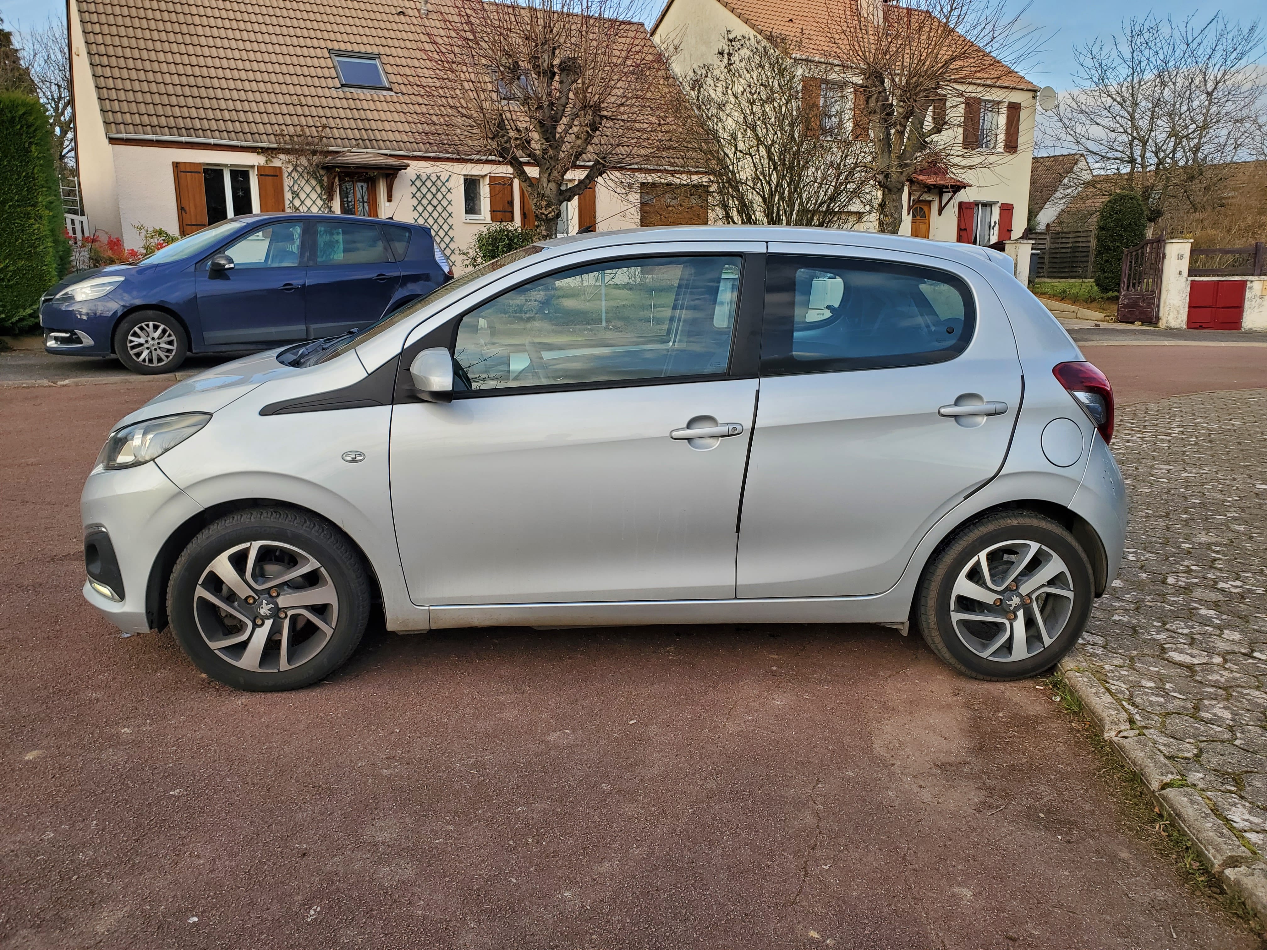 Peugeot 108 avec Climatisation
