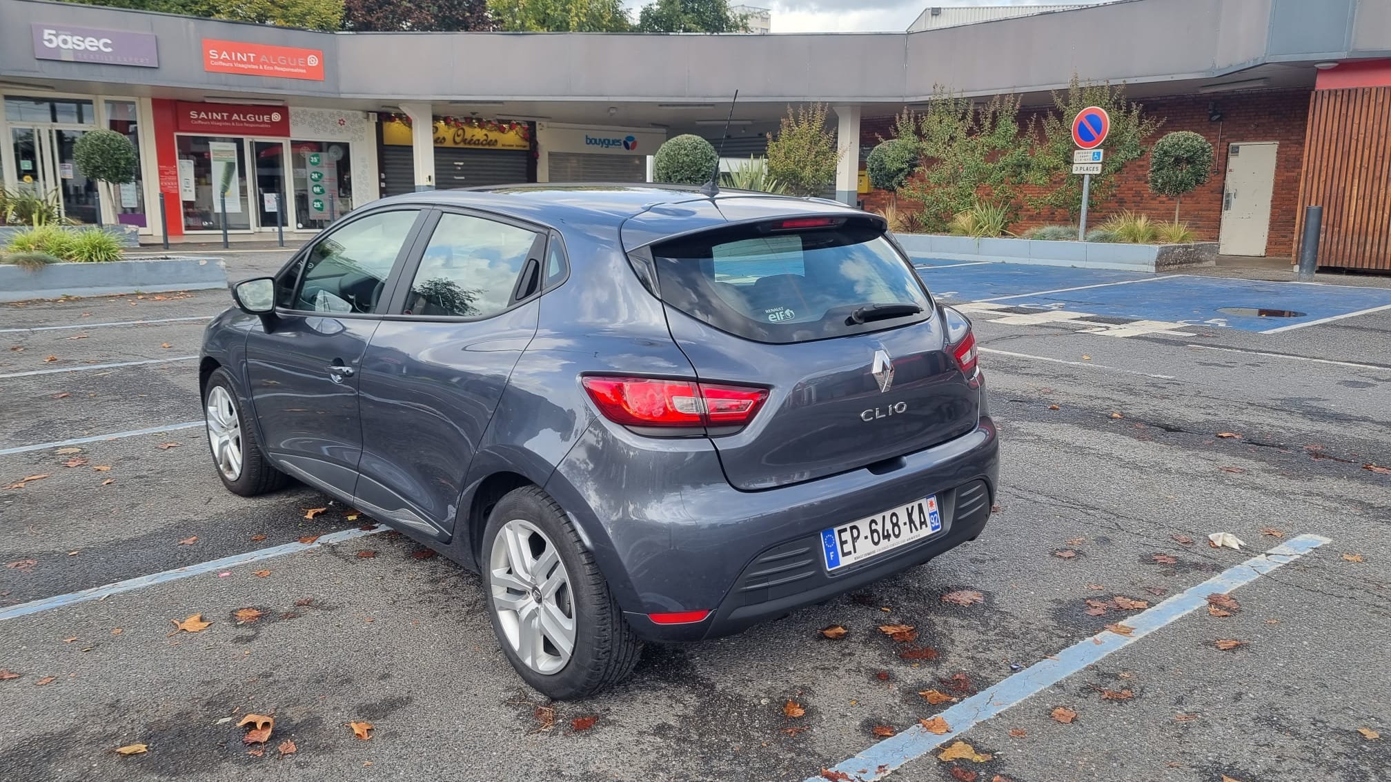 Renault Clio avec GPS