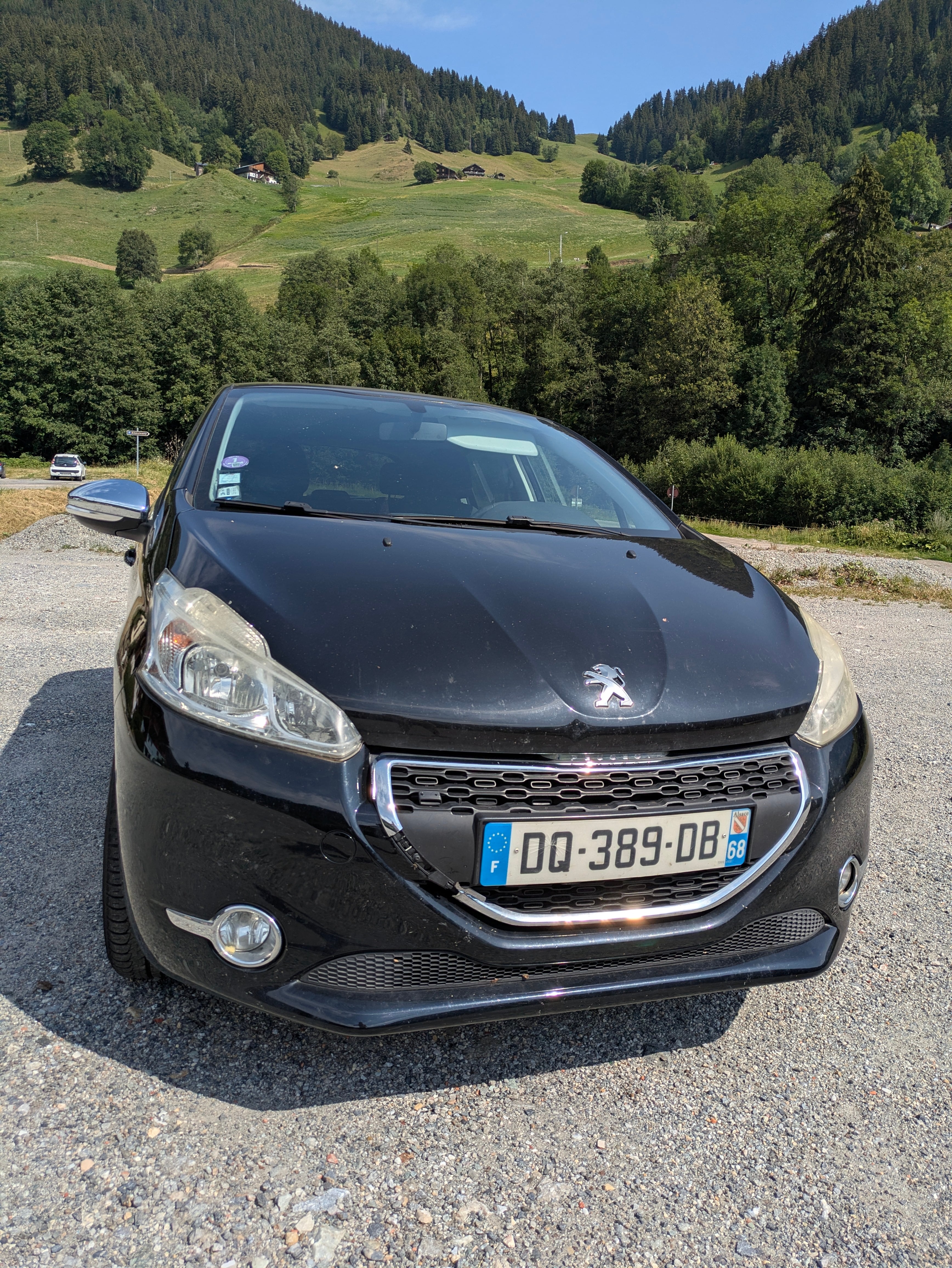 Peugeot 208, 2015, Essence 95