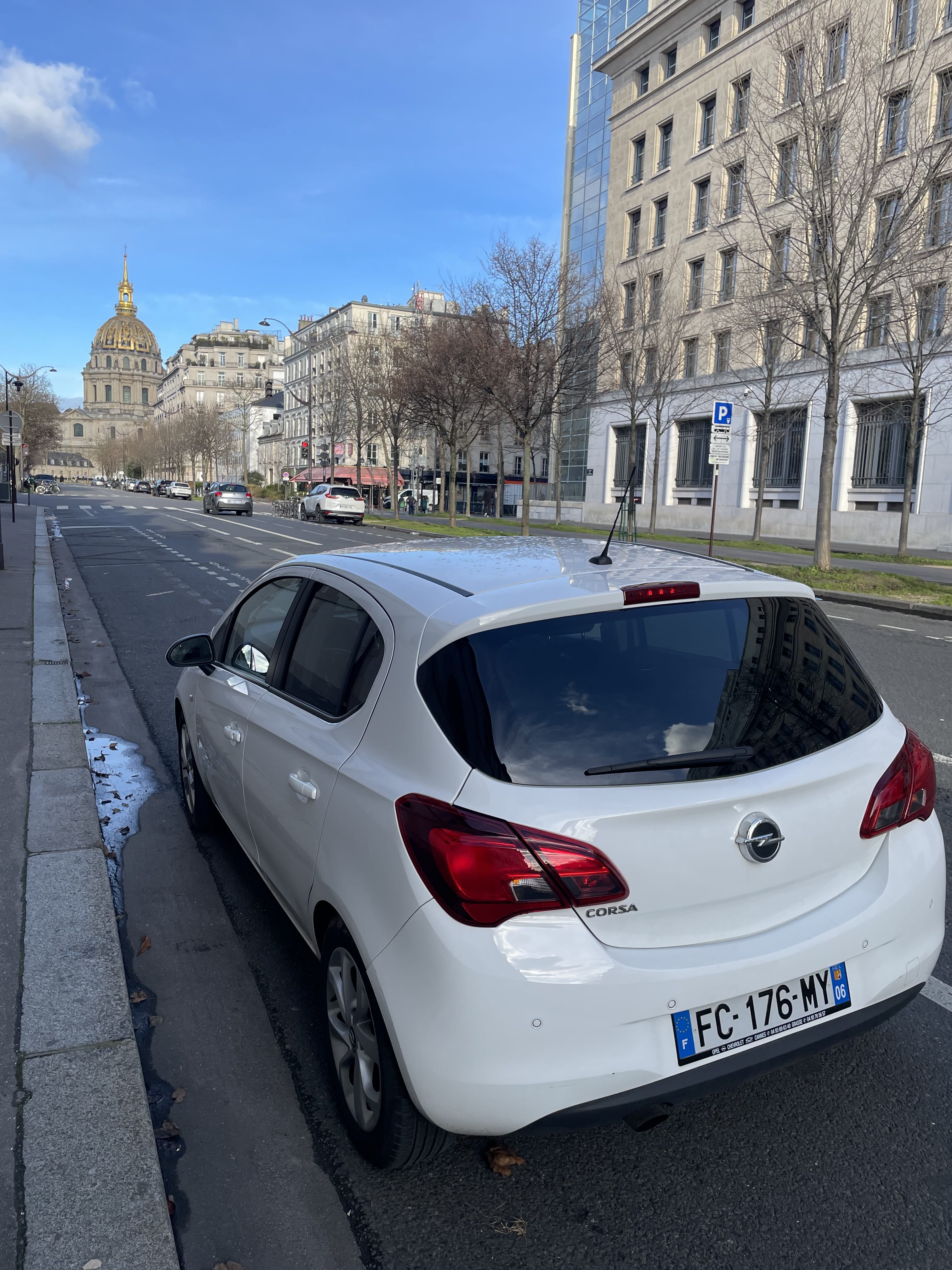 Opel Corsa avec Régulateur de vitesse