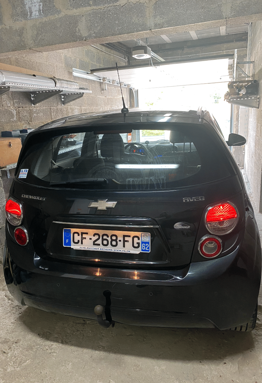 Chevrolet Aveo avec Entrée audio / iPod