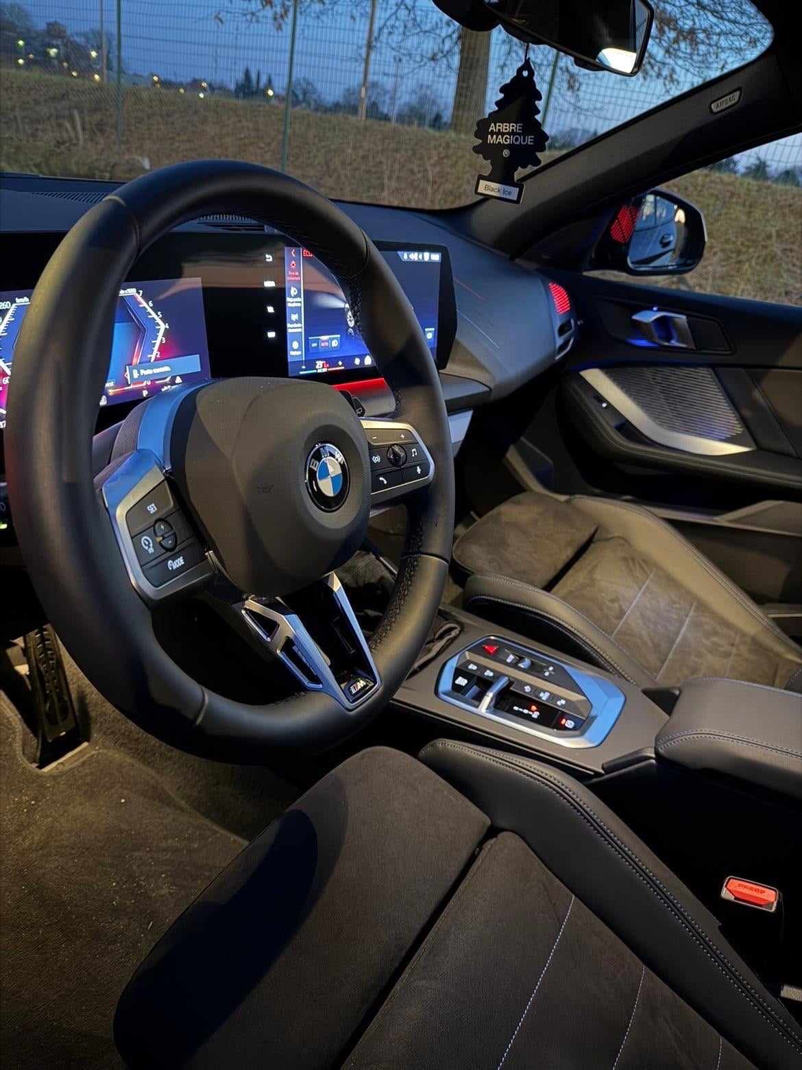 BMW Série 1 avec Audio Bluetooth