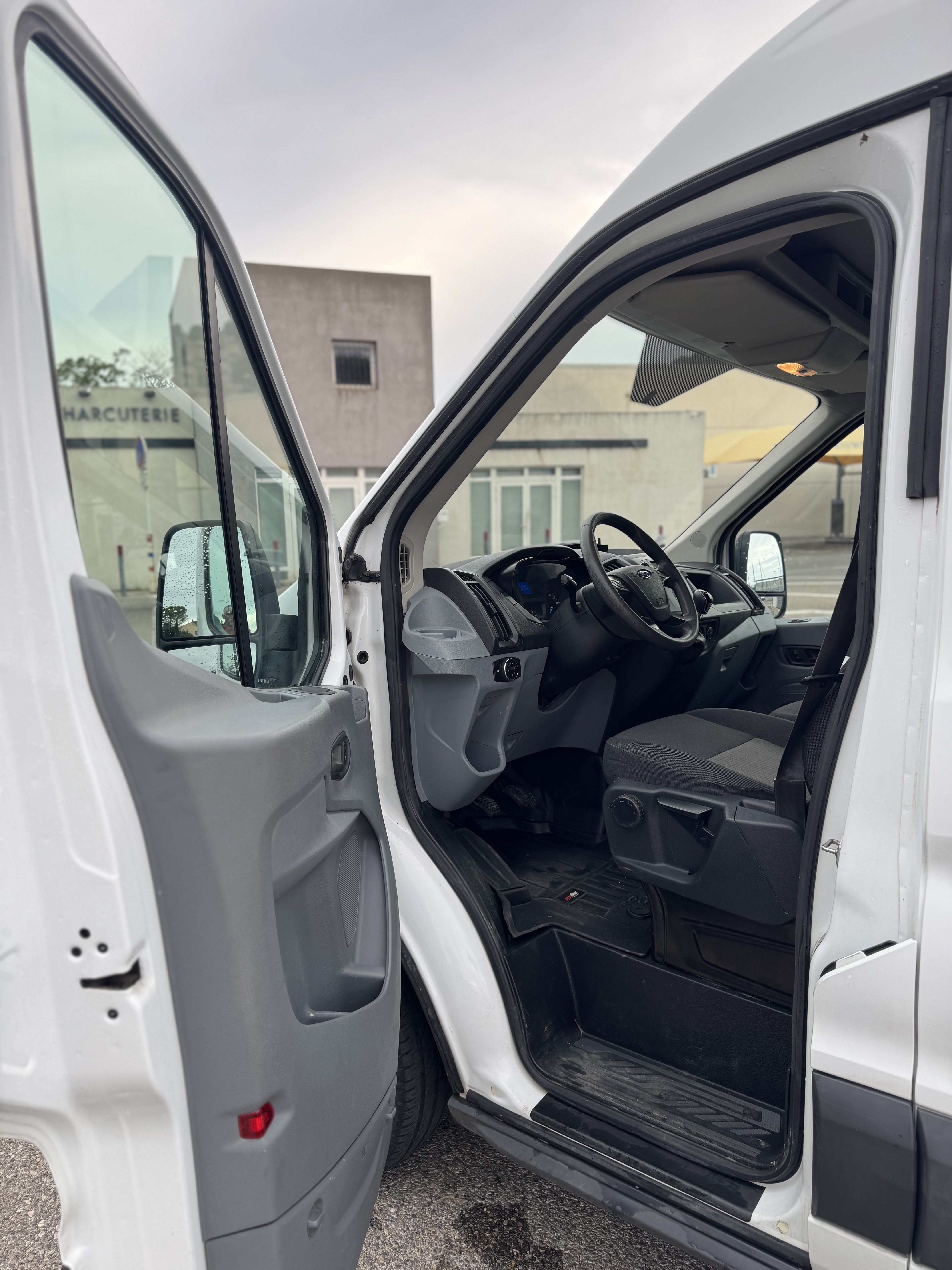 Ford Transit Fourgon