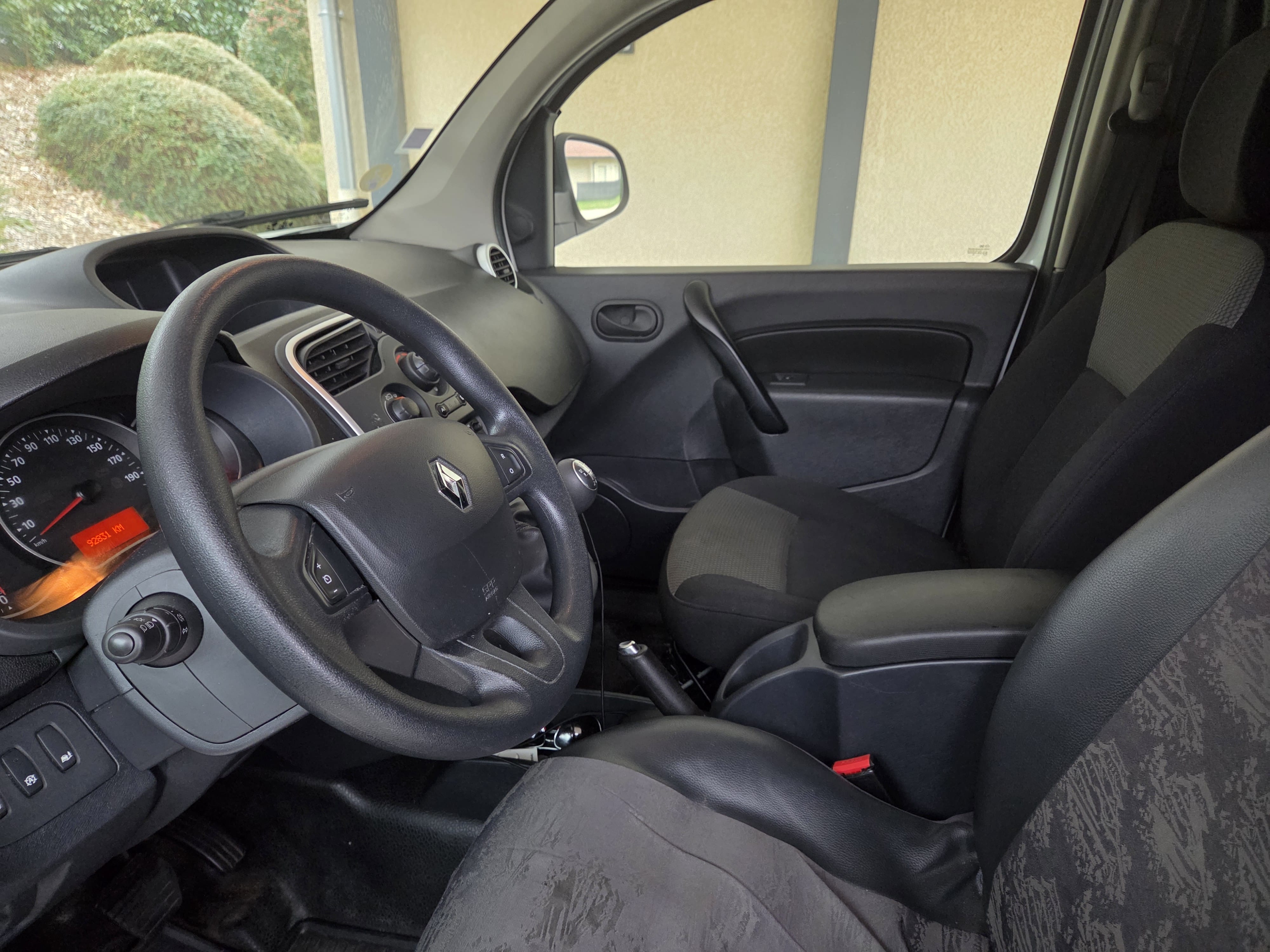 Renault Kangoo Fourgon avec Entrée audio / iPod