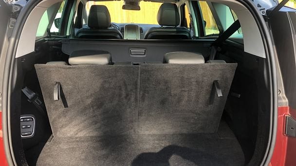 Renault Grand Scenic avec Siège bébé