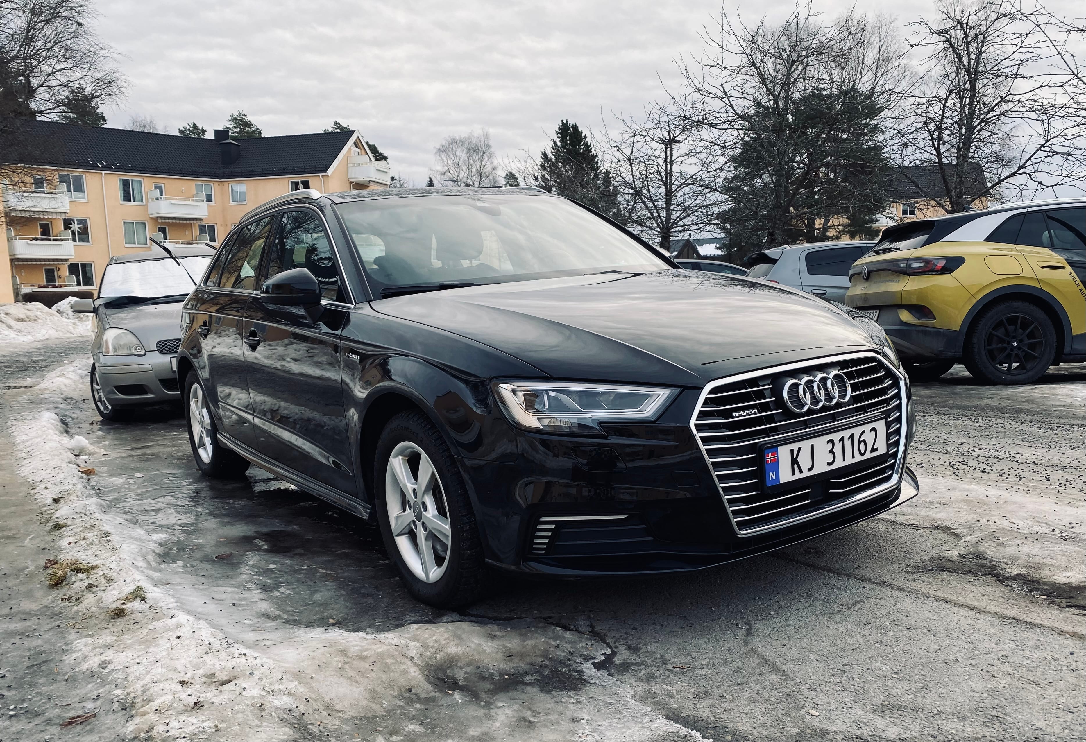 Audi A3 Sportback e-tron Ambition, 2017, Blyfri 95 / Elektrisk (hybrid), automatisk