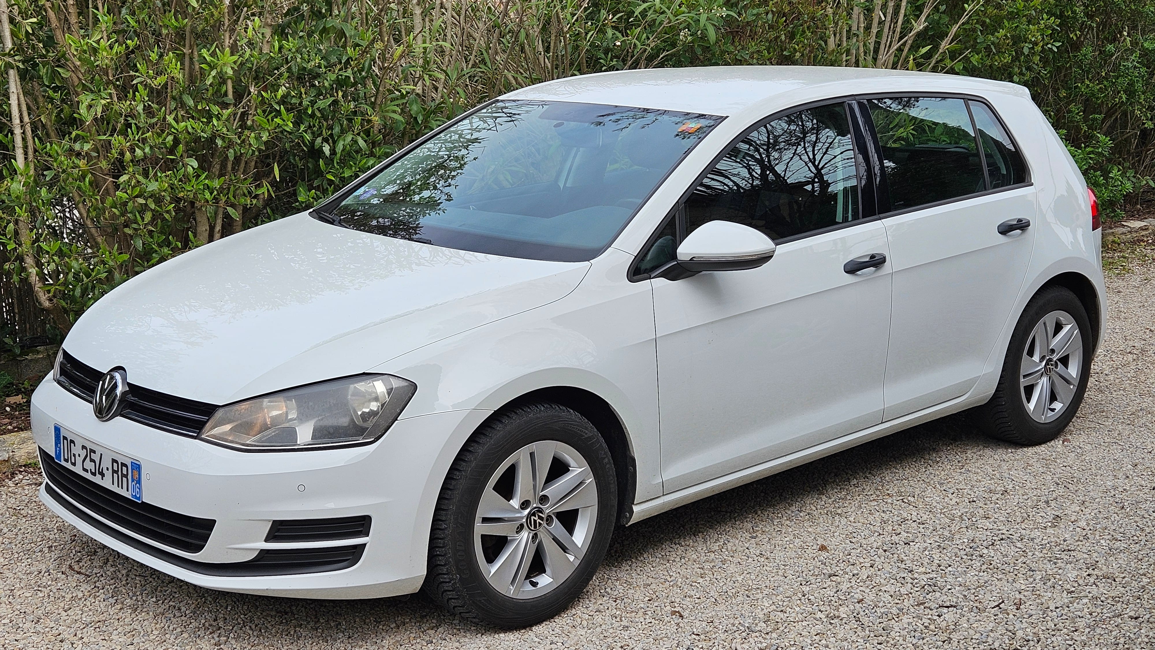 Volkswagen Golf, 2014, Essence 95
