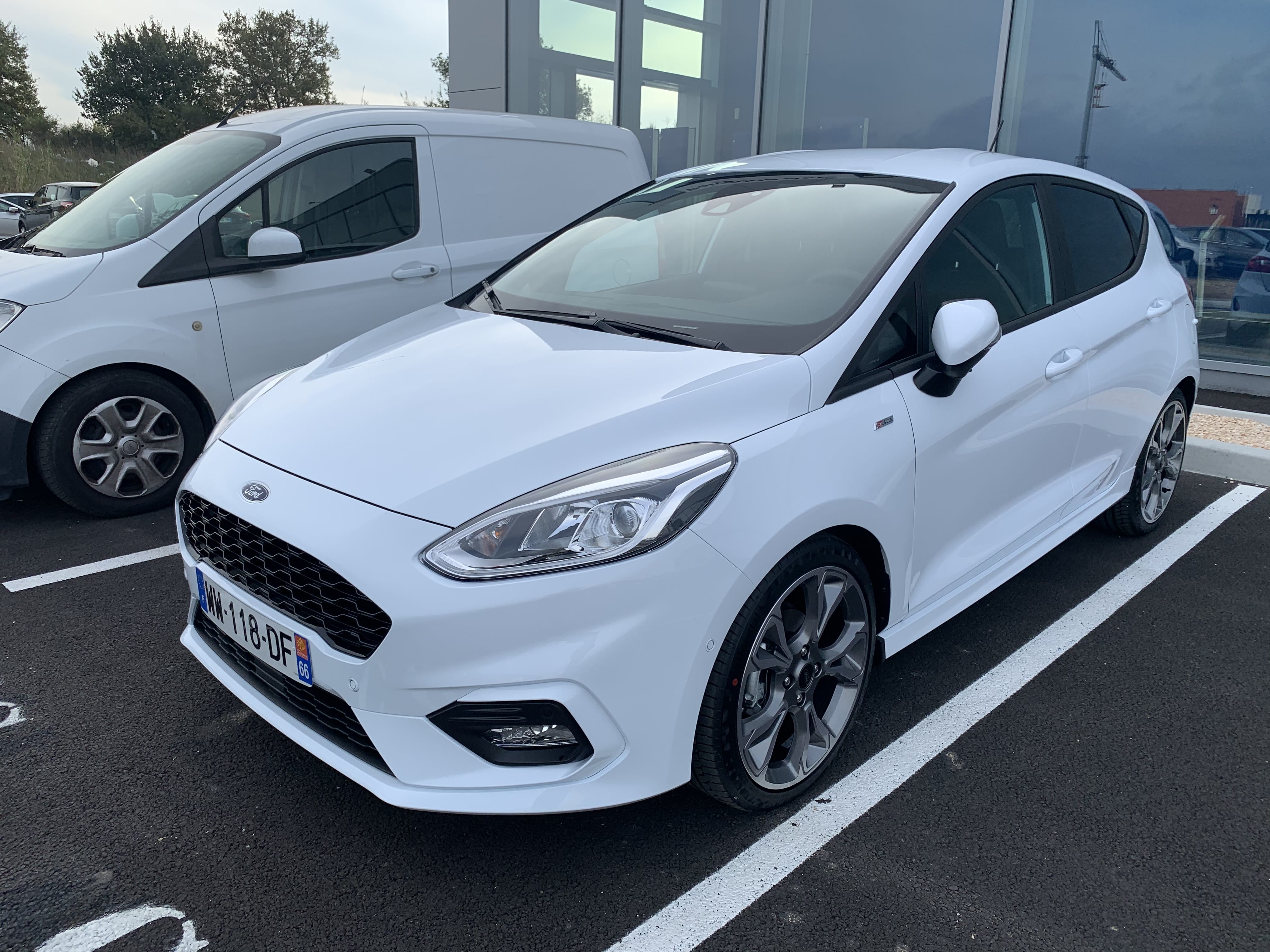 Ford Fiesta St Line x 1.0 ecoboost hybride 155CH, 2020, Essence 98 / Électrique (hybride)