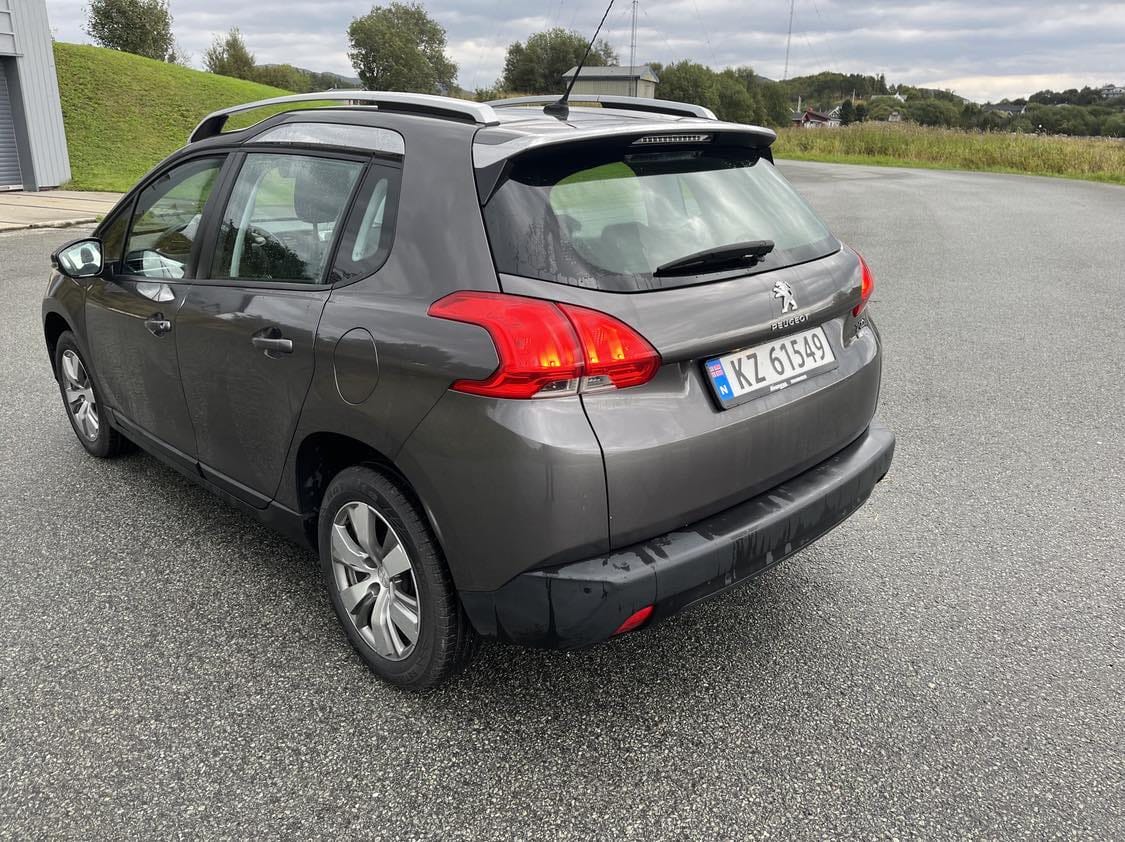 Peugeot 2008 with Cruise control