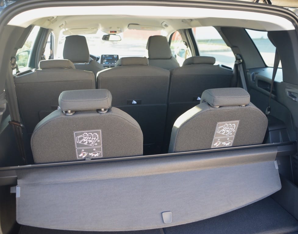 Peugeot 5008 7 Places Gris 437 avec Apple CarPlay