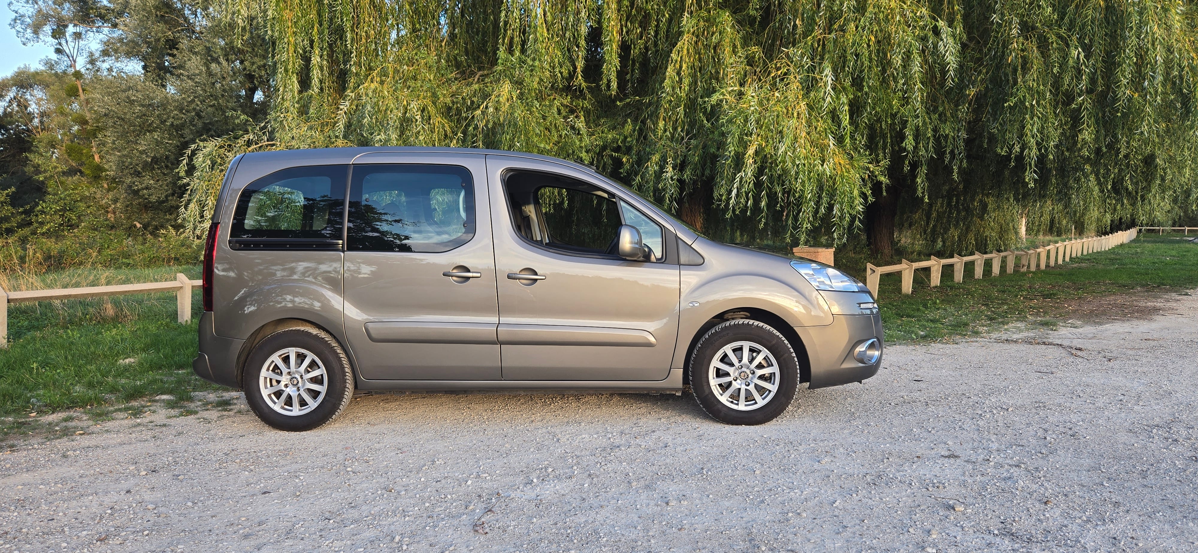 Peugeot Partner Tepee