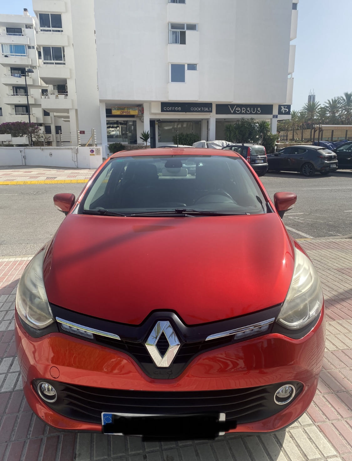 Renault Clio with Audio / iPod input