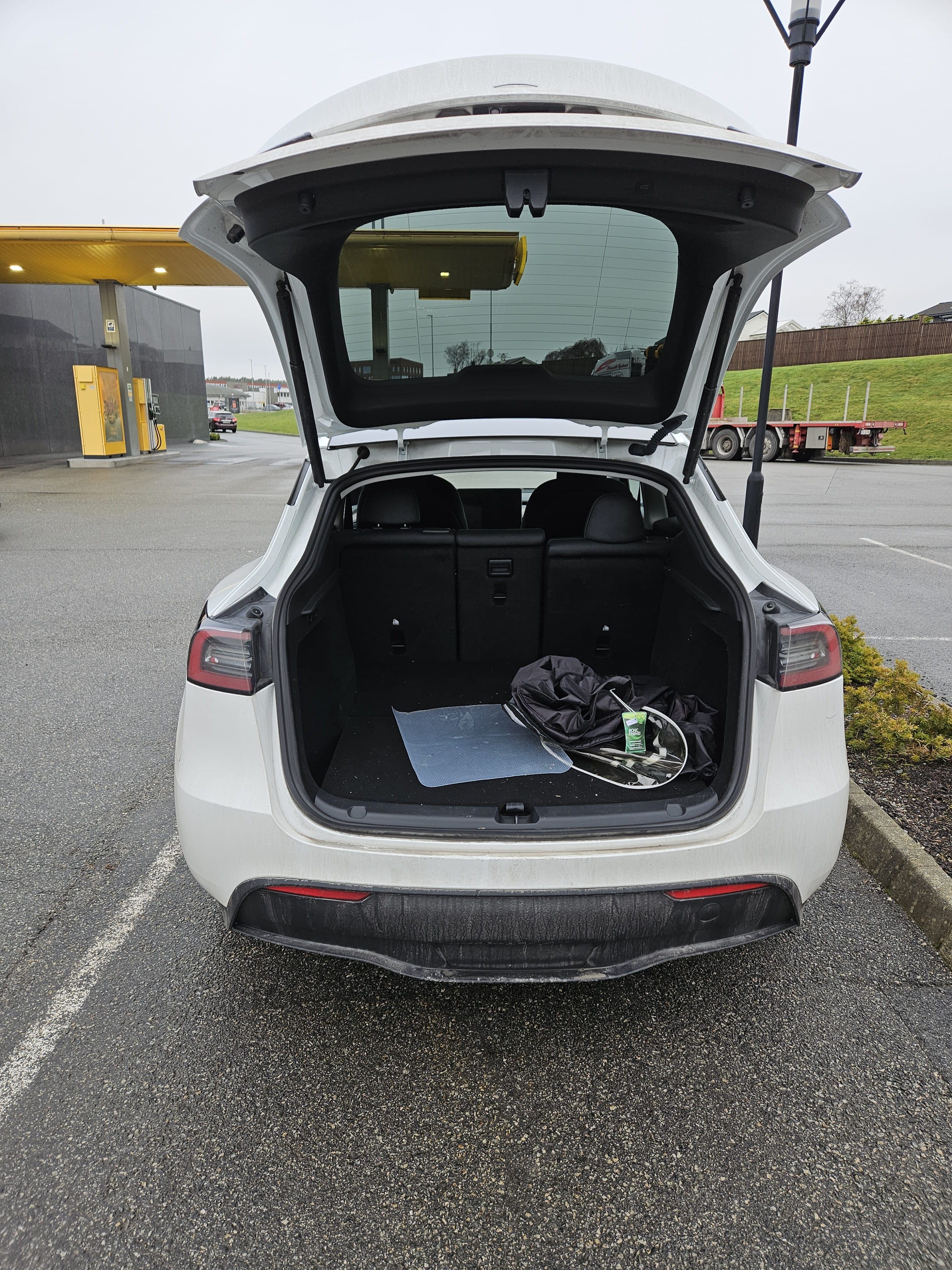 Tesla Model Y Long Range