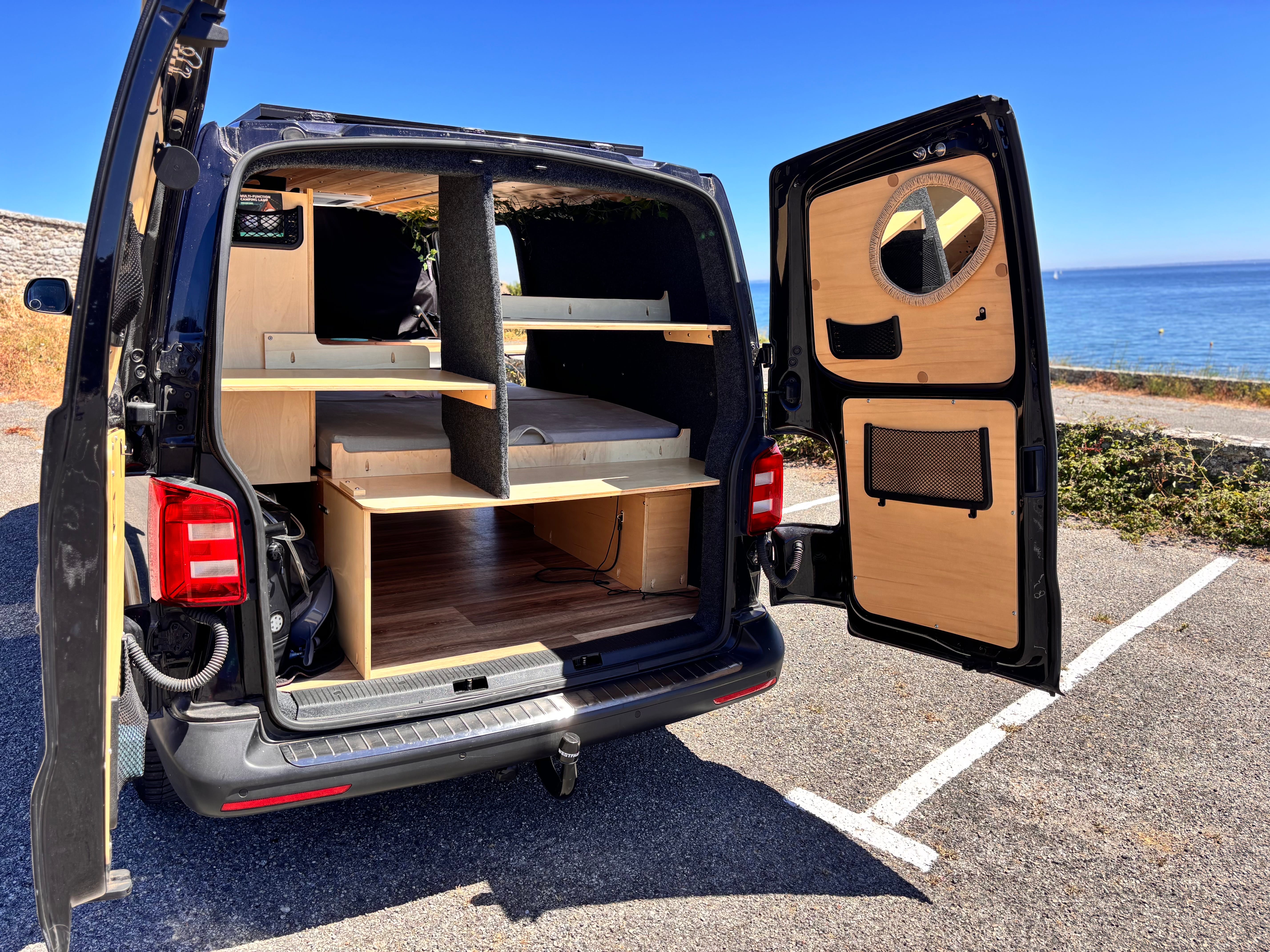 Volkswagen Transporter 2.0 TDI avec Apple CarPlay