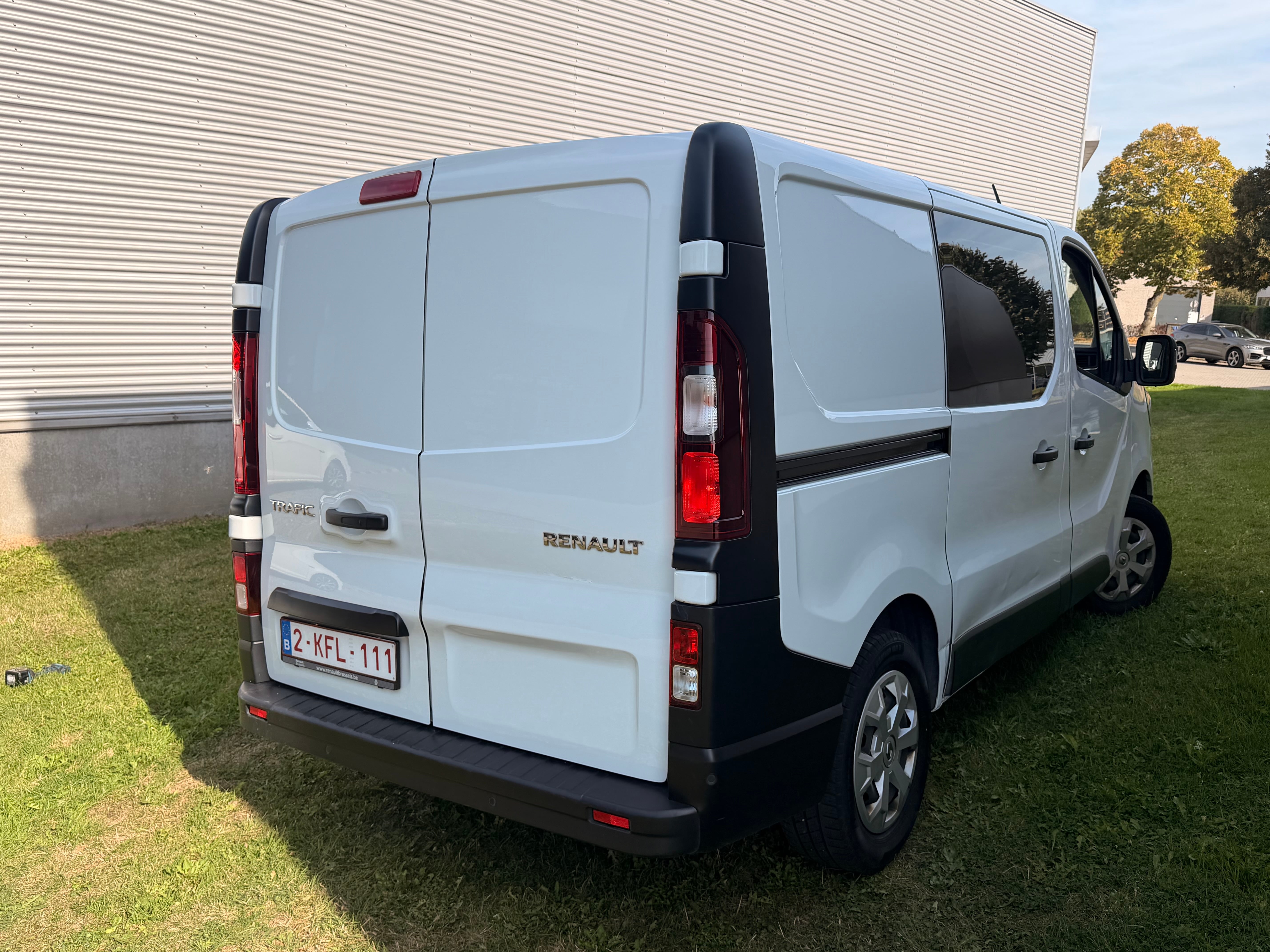Renault Trafic 2.0diesel avec GPS