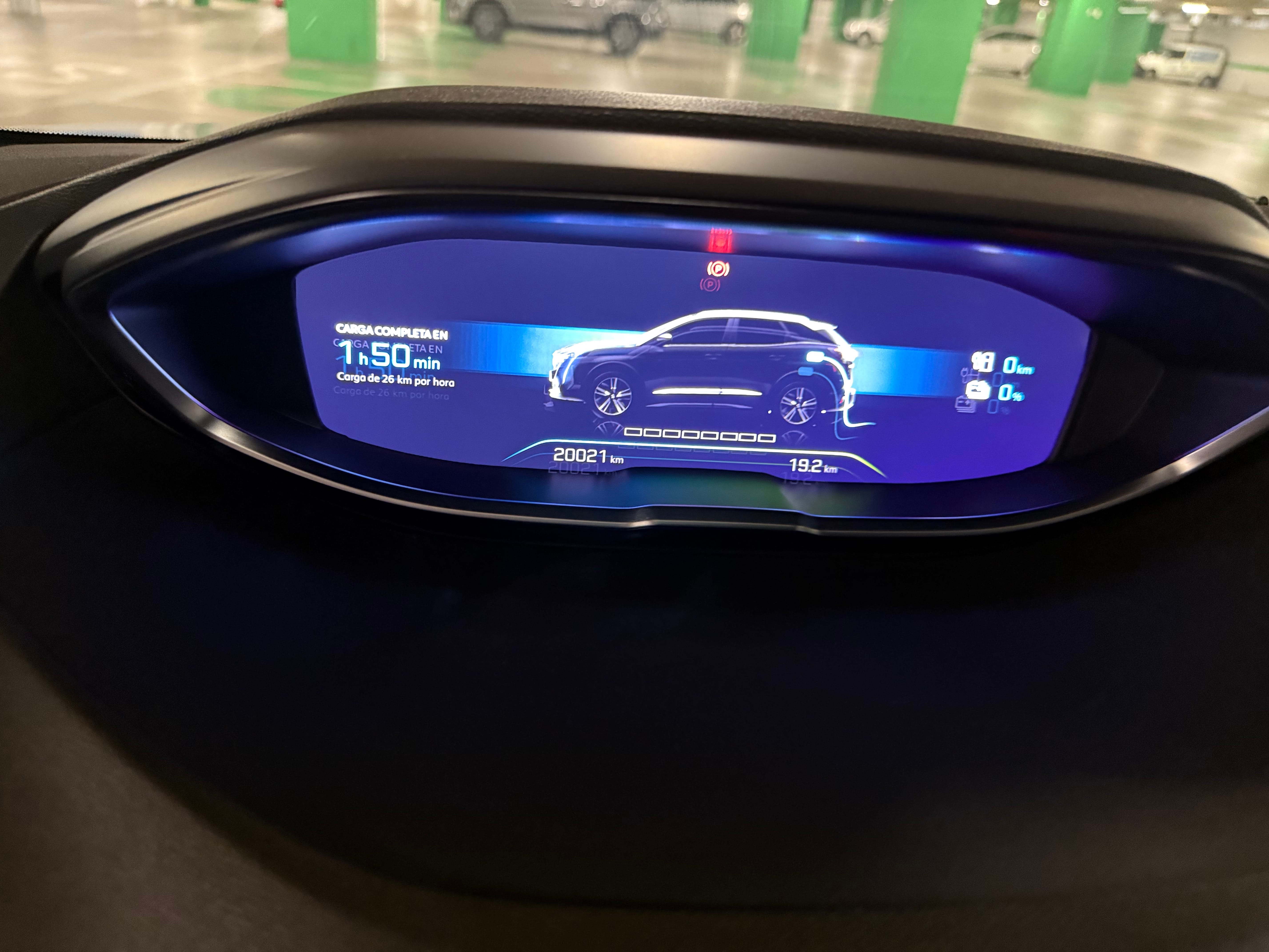 Peugeot E-3008 GT con Cámara de marcha atrás