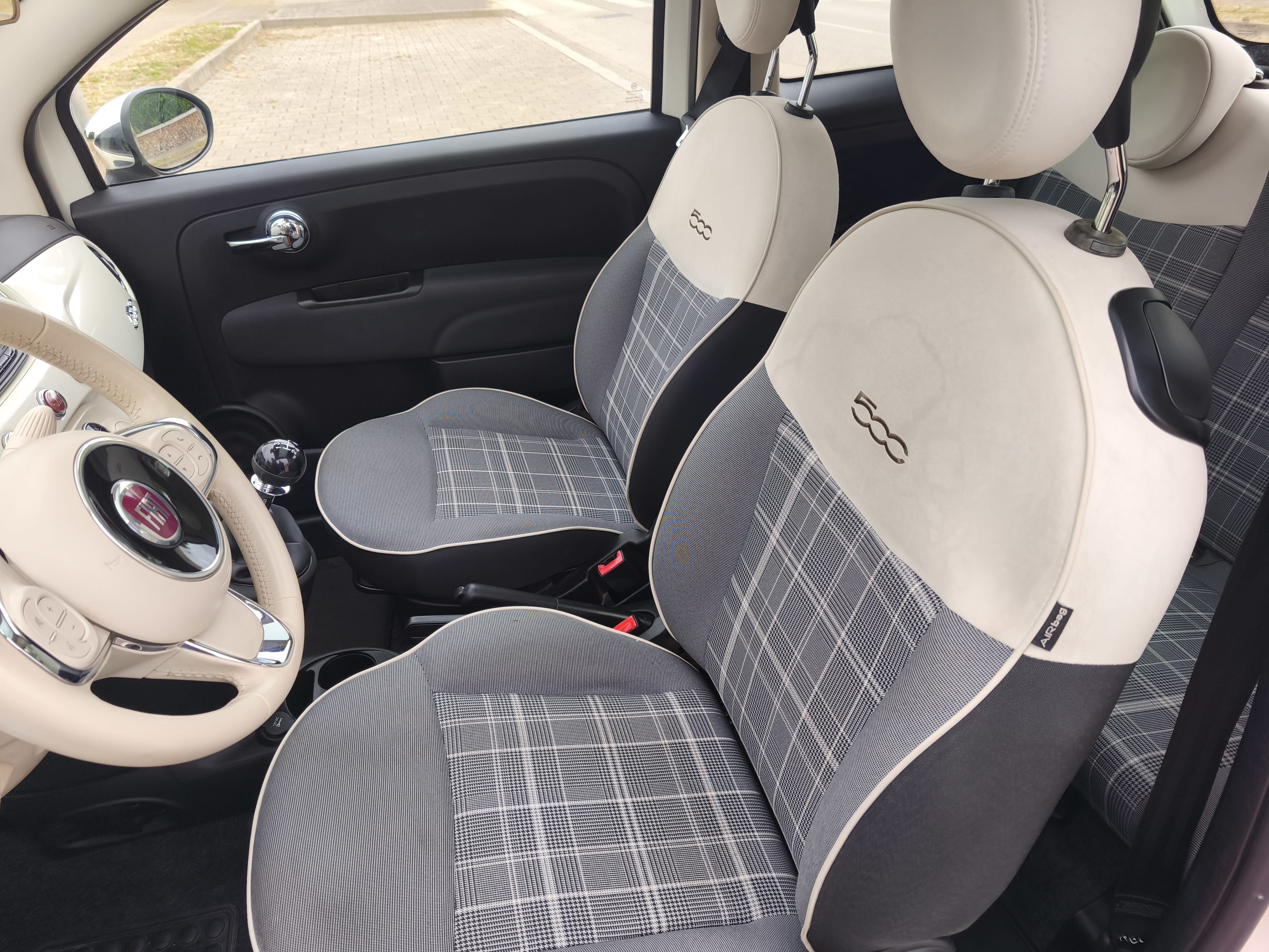 Fiat 500 con Radio 