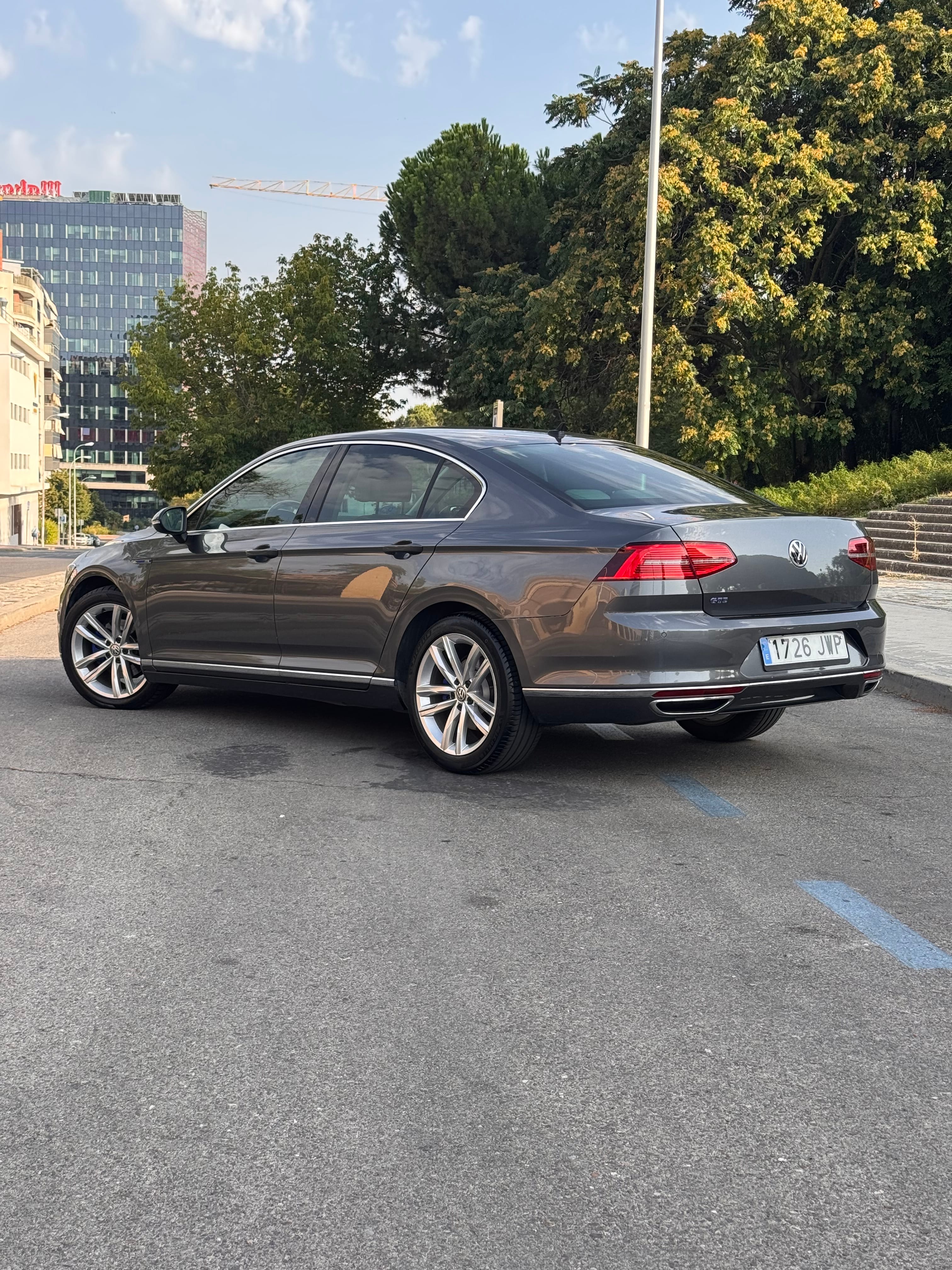 Volkswagen Passat GTE con Cámara de marcha atrás