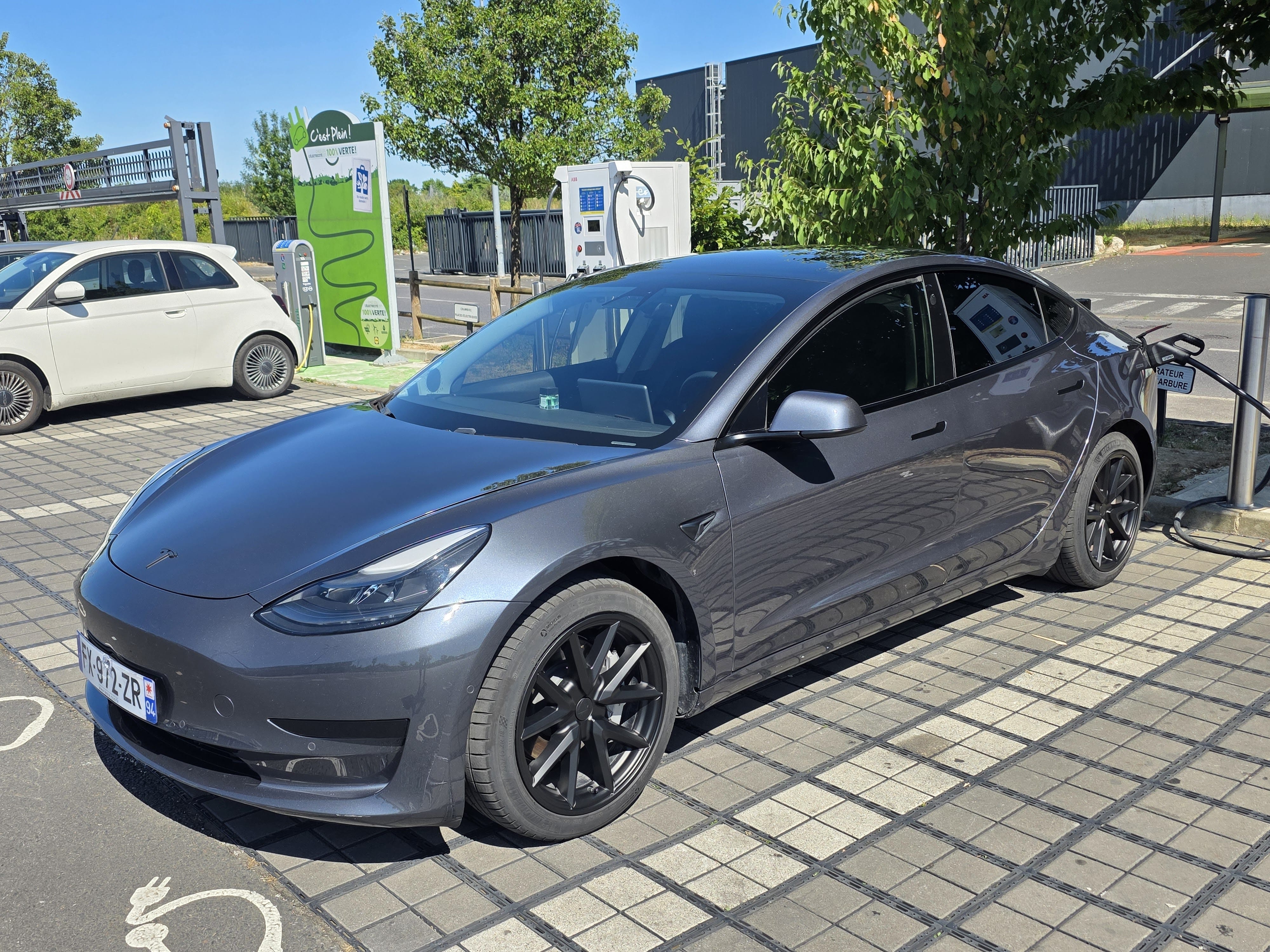 Tesla Model 3 Standard Range Plus avec Régulateur de vitesse