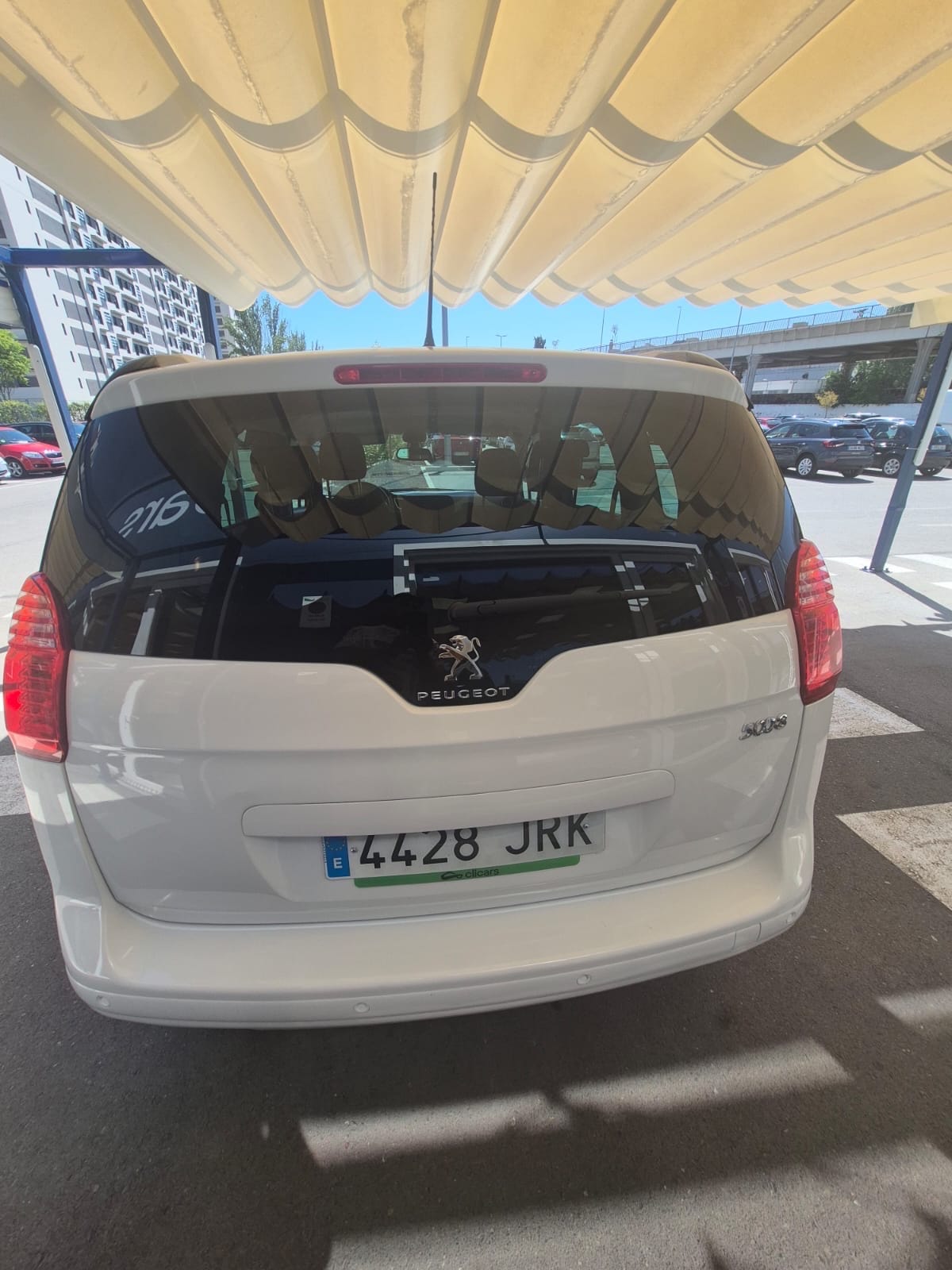 Peugeot 5008 con Aire acondicionado