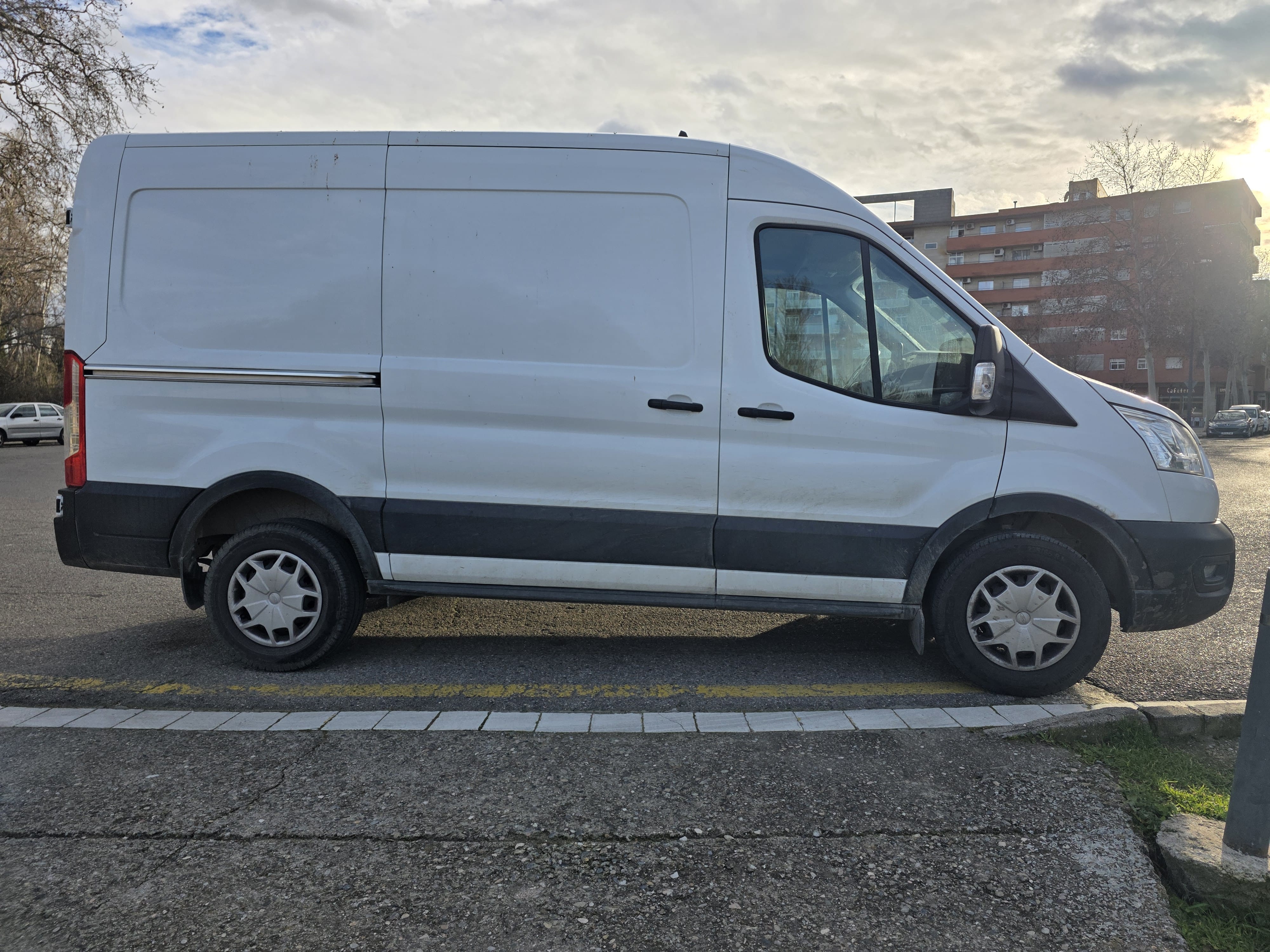 Ford Transit Furgoneta con Aire acondicionado