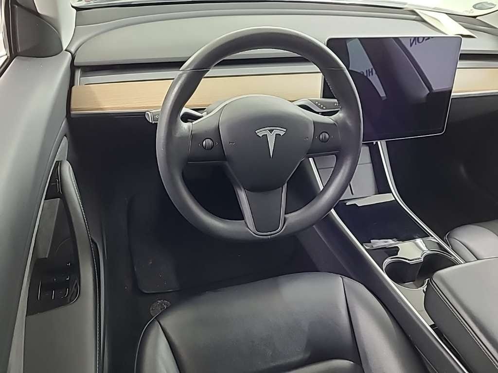 Tesla Model 3 Long Range avec Régulateur de vitesse