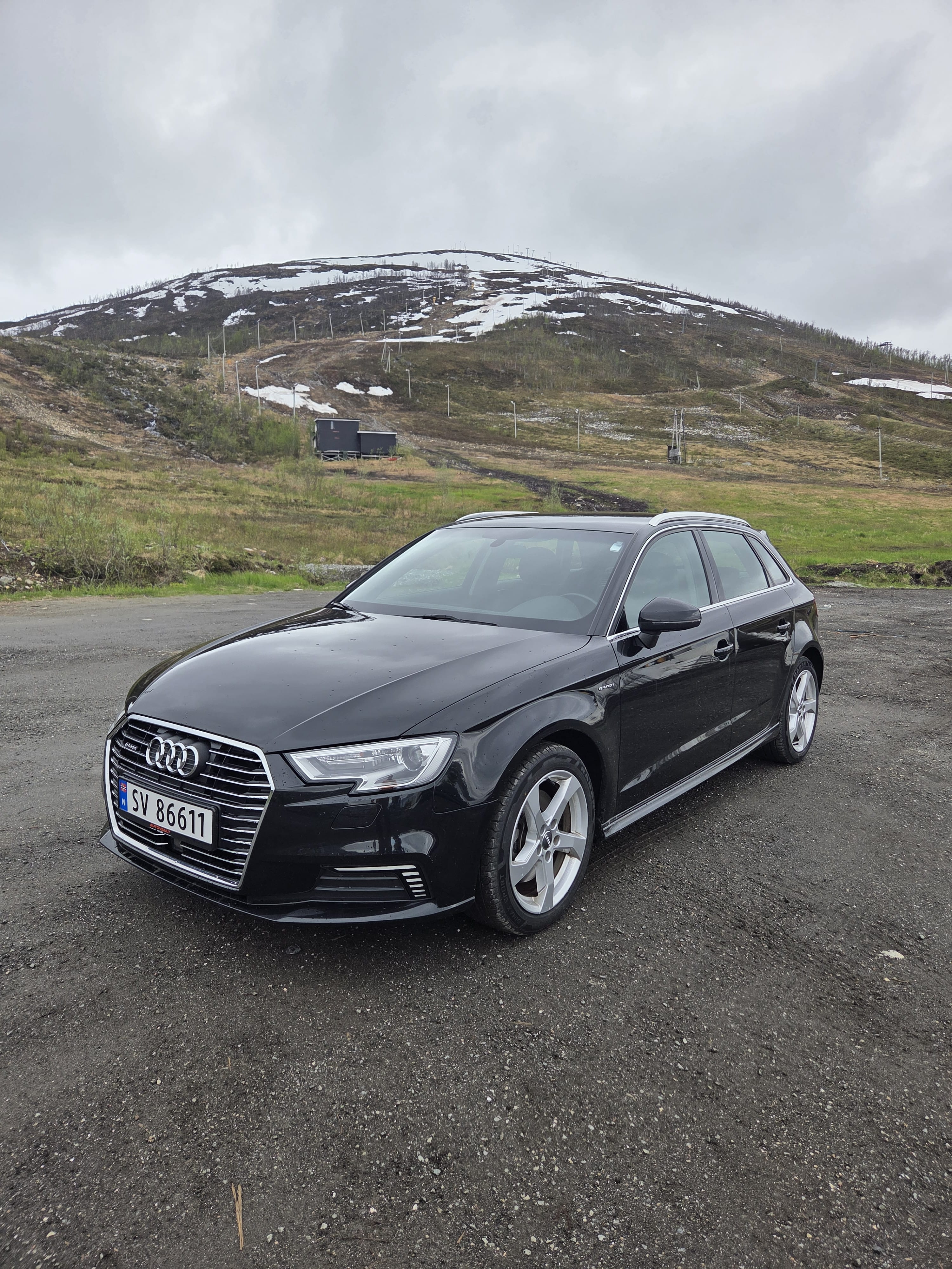Audi A3 Sportback e-tron Bensinhybrid avec Entrée audio / iPod