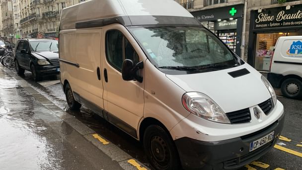 Renault Trafic DCI 9m3 L2H2 avec diable avec Audio Bluetooth