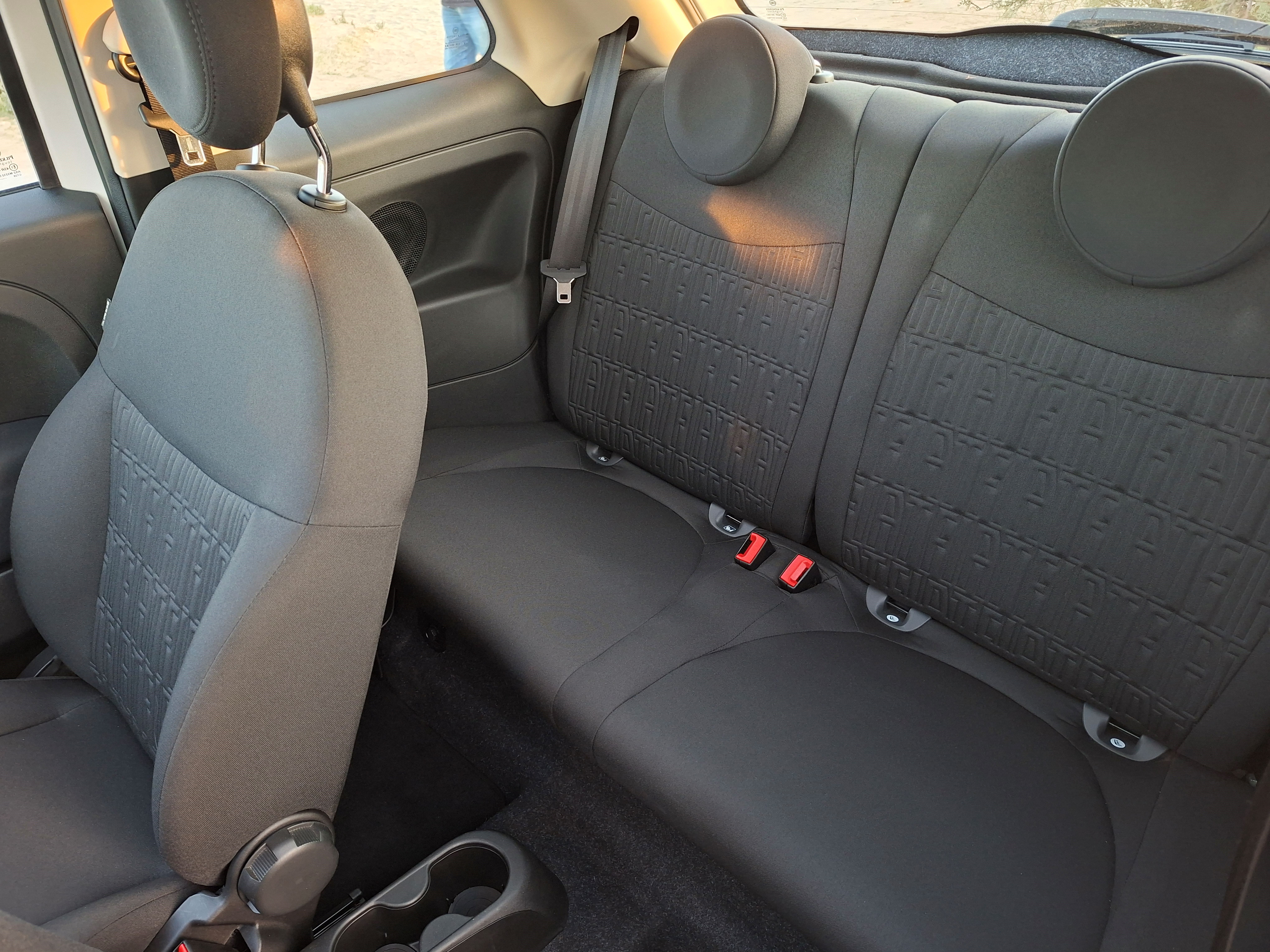 Fiat 500 Híbrido 1.0 51KW (70 CV) Dolcevita  3 puertas - 5373MSK avec Audio Bluetooth