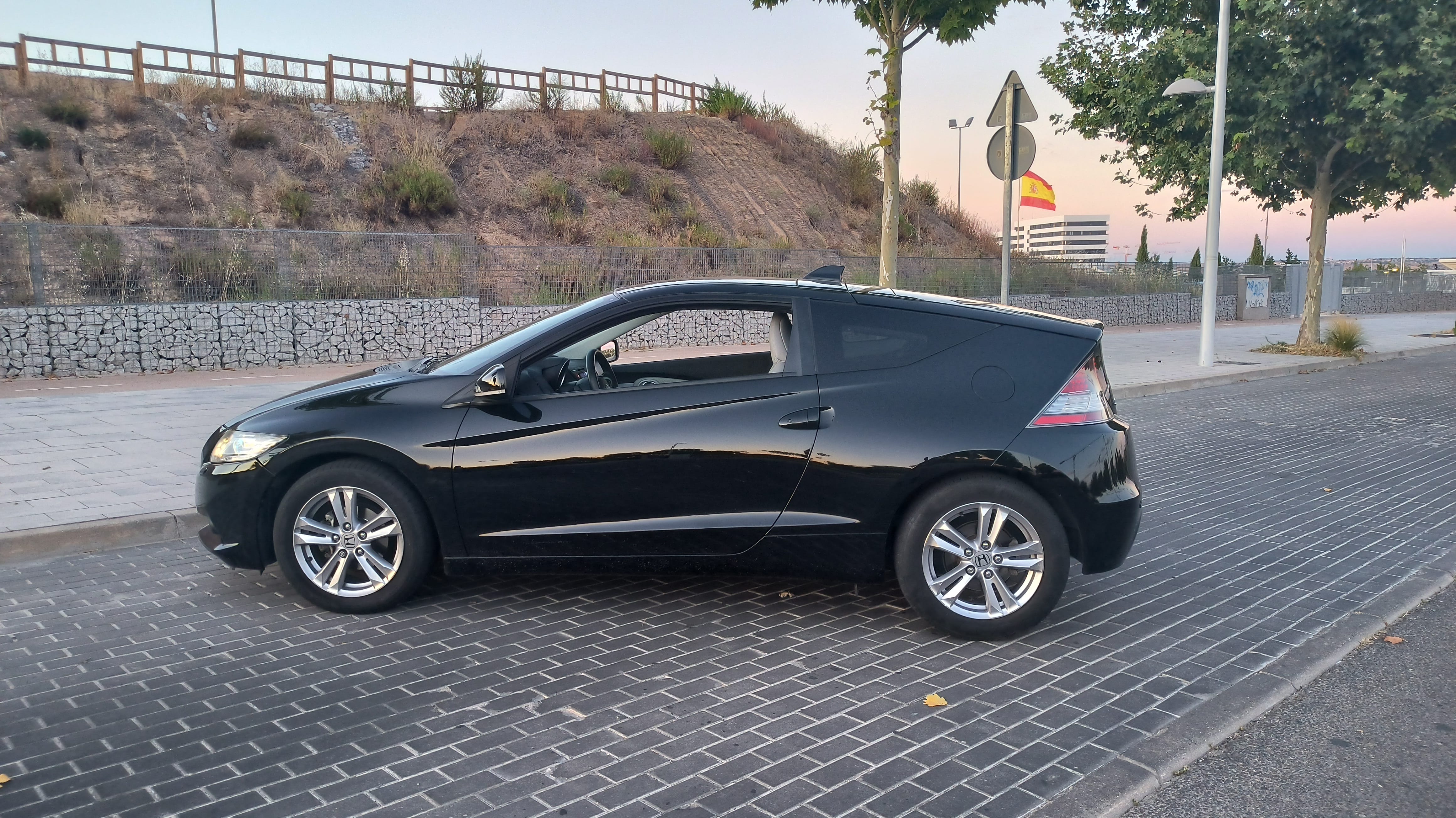 Honda CRZ Hybrid GT Plus with Air conditioning