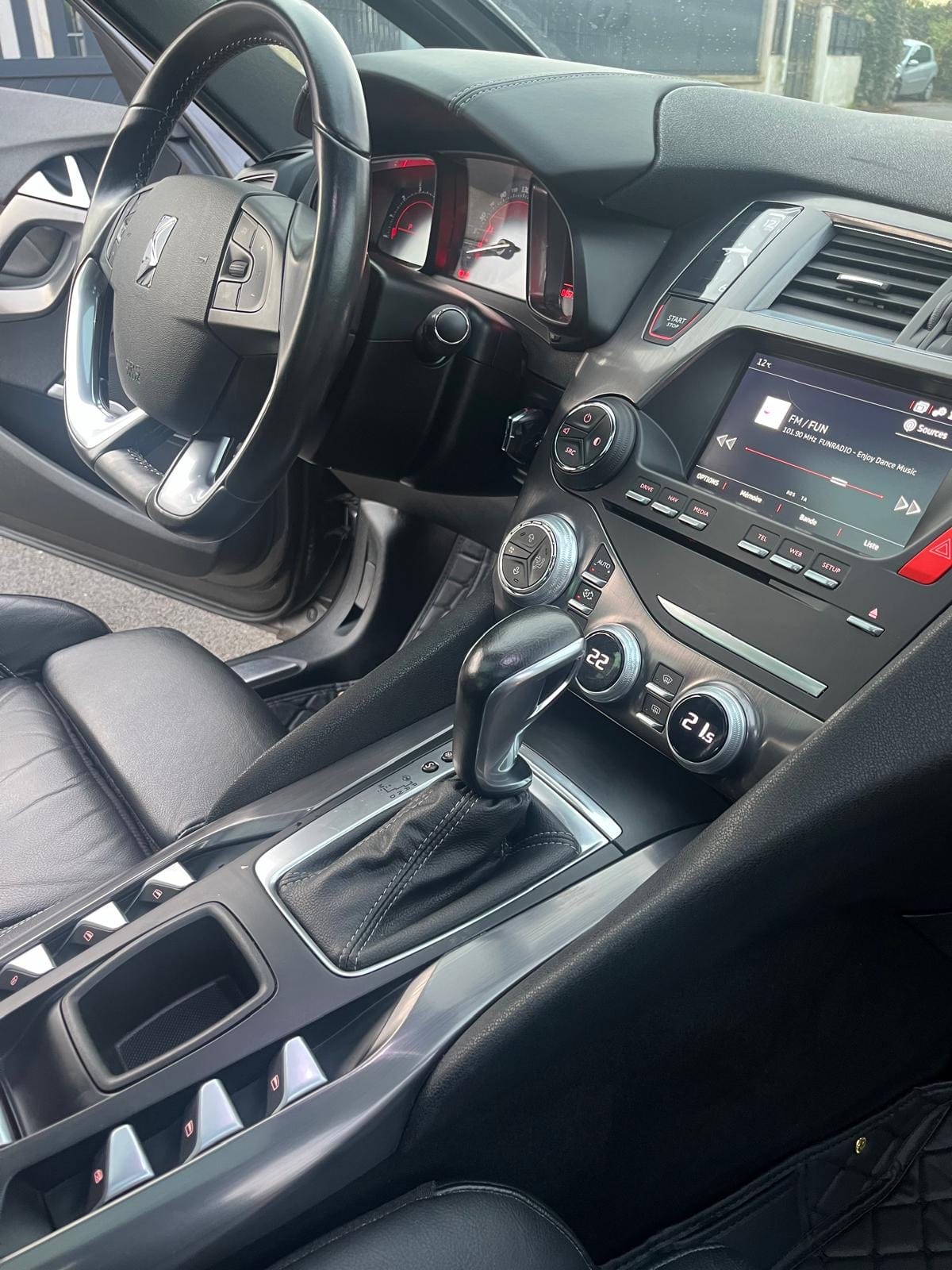 Citroen DS5 1.6 essence avec Android Auto