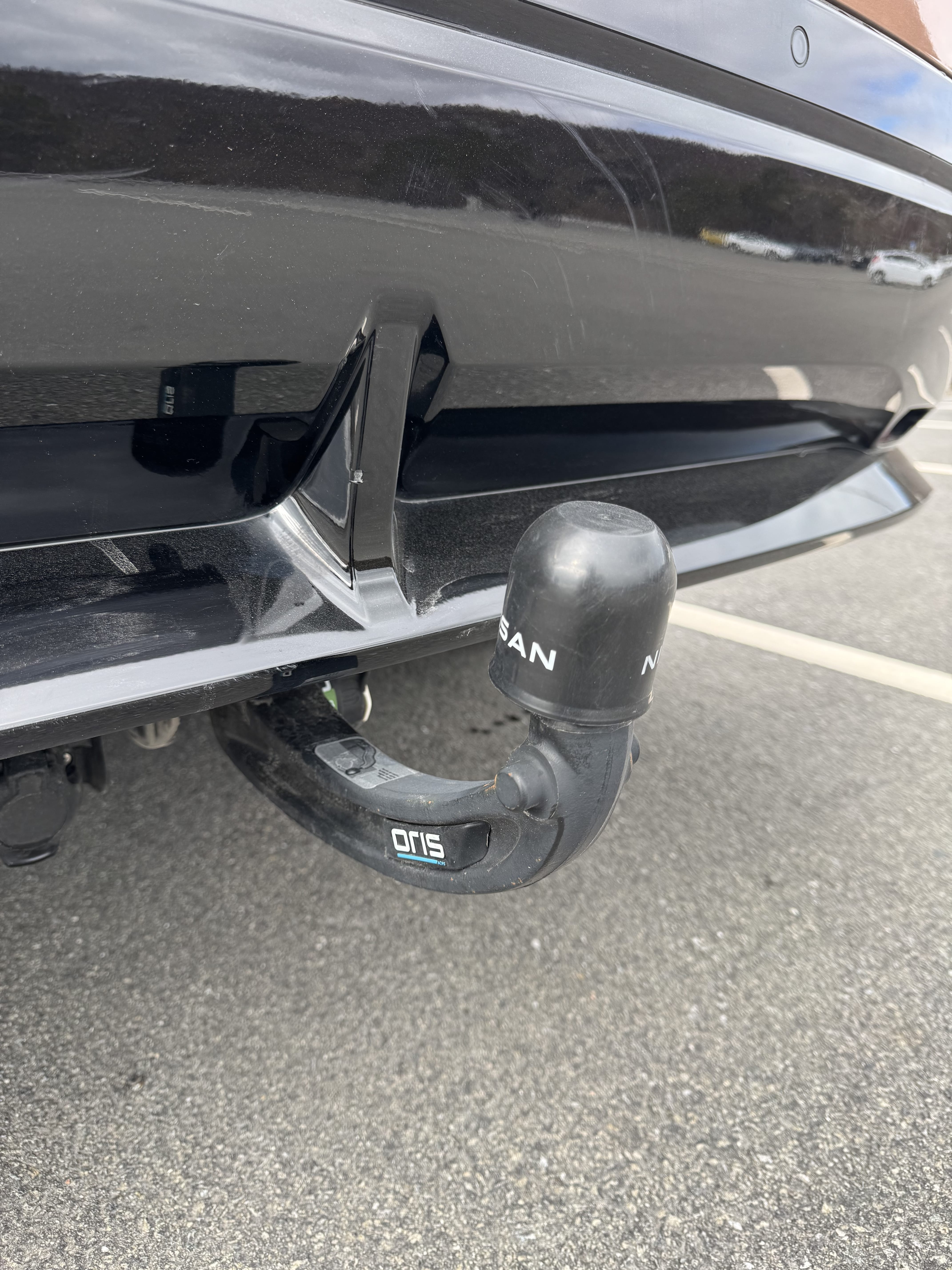 Nissan Ariya with Ski racks