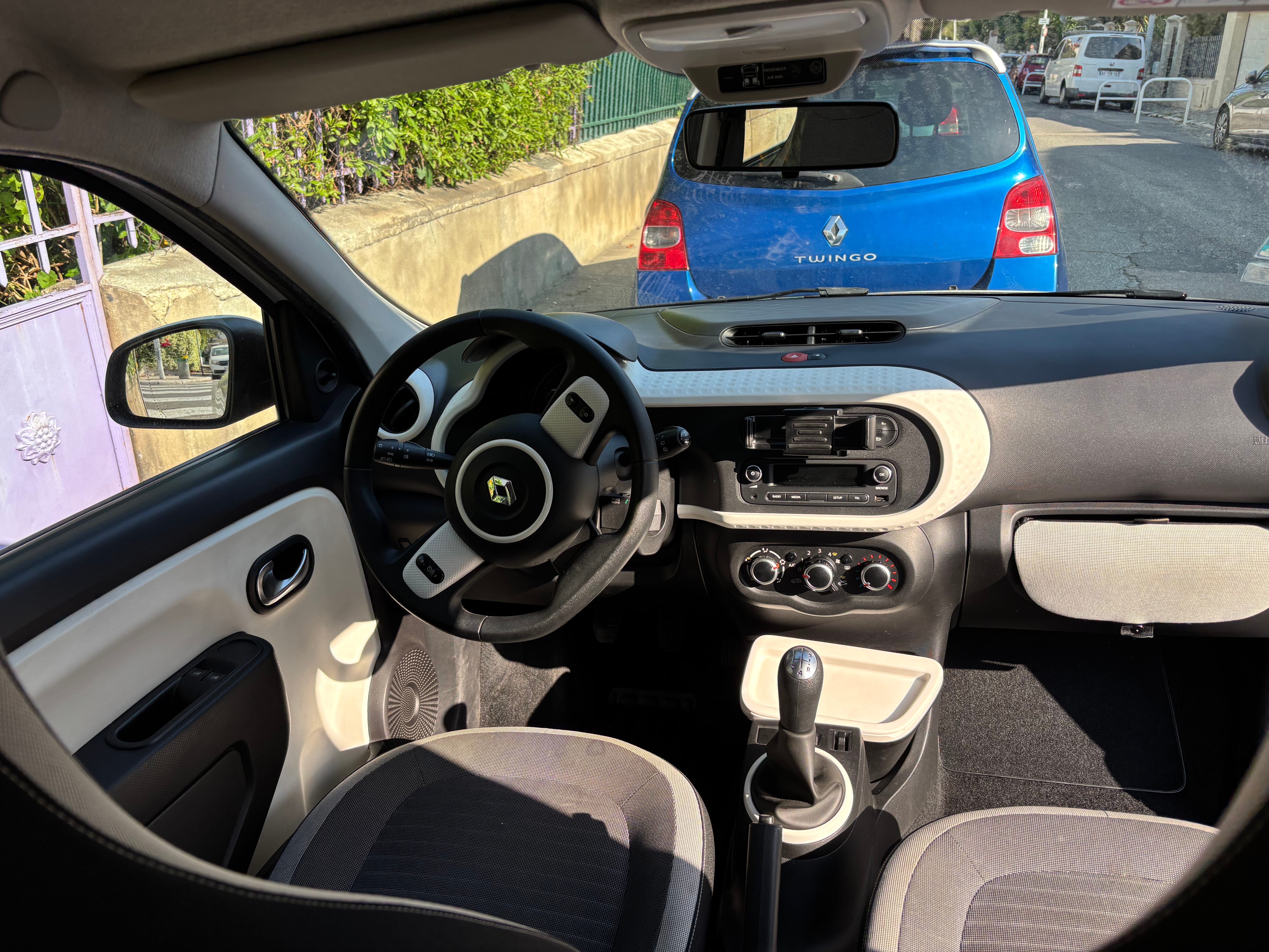 Renault Twingo III mit USB-Ladeanschlüsse