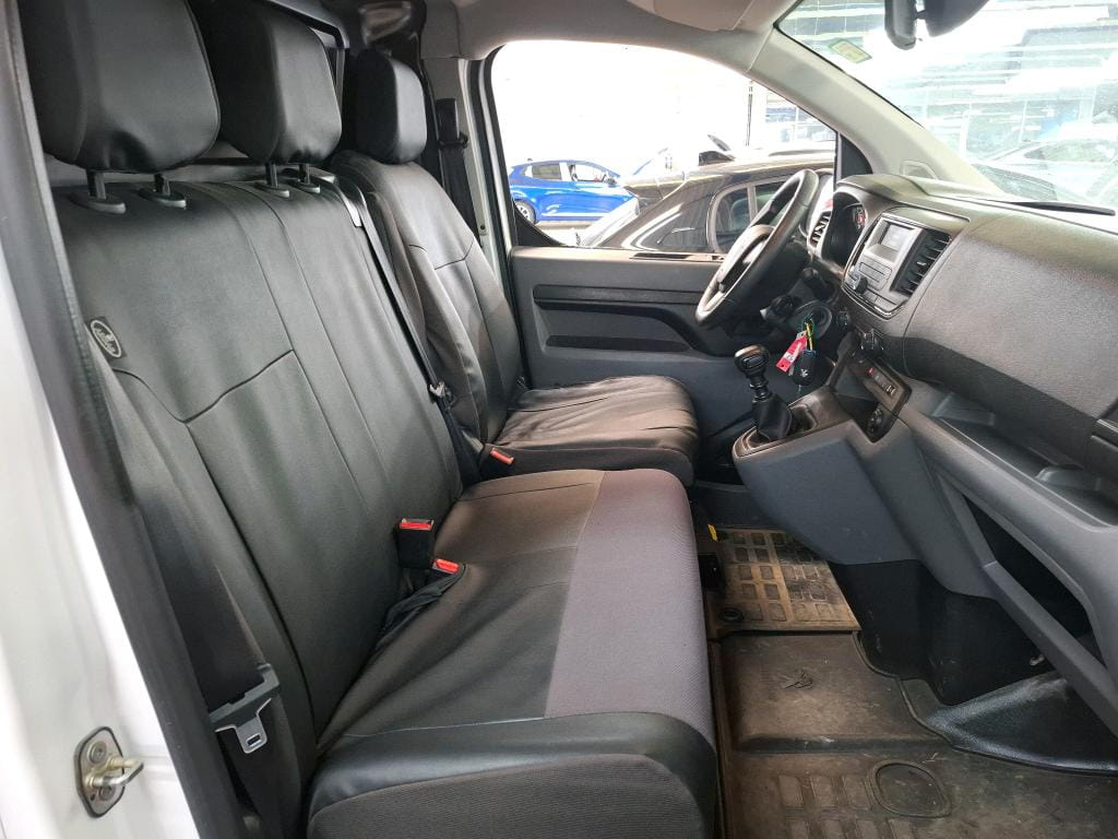 Peugeot Expert avec Entrée audio / iPod