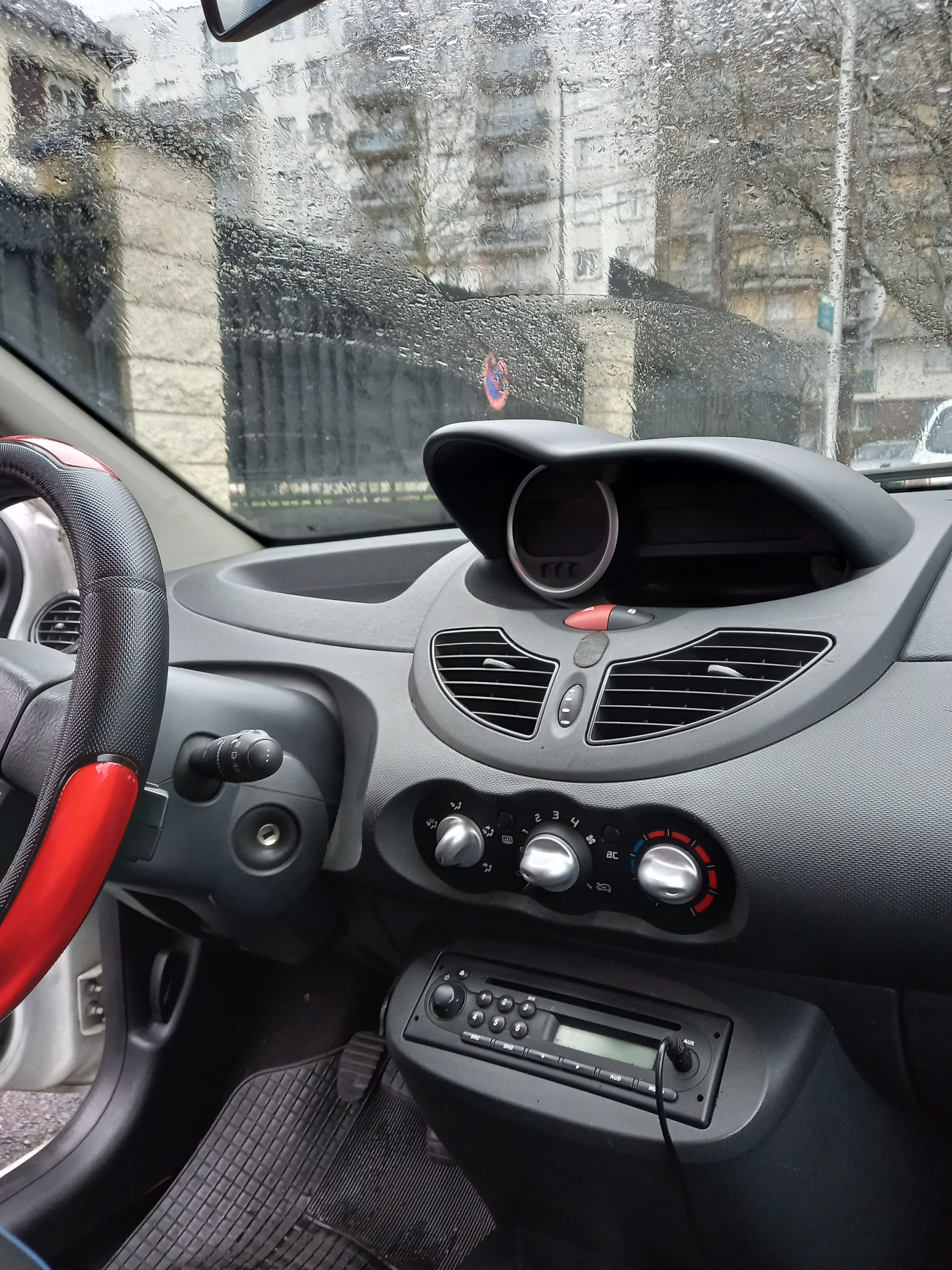 Renault Twingo Diesel avec Entrée audio / iPod
