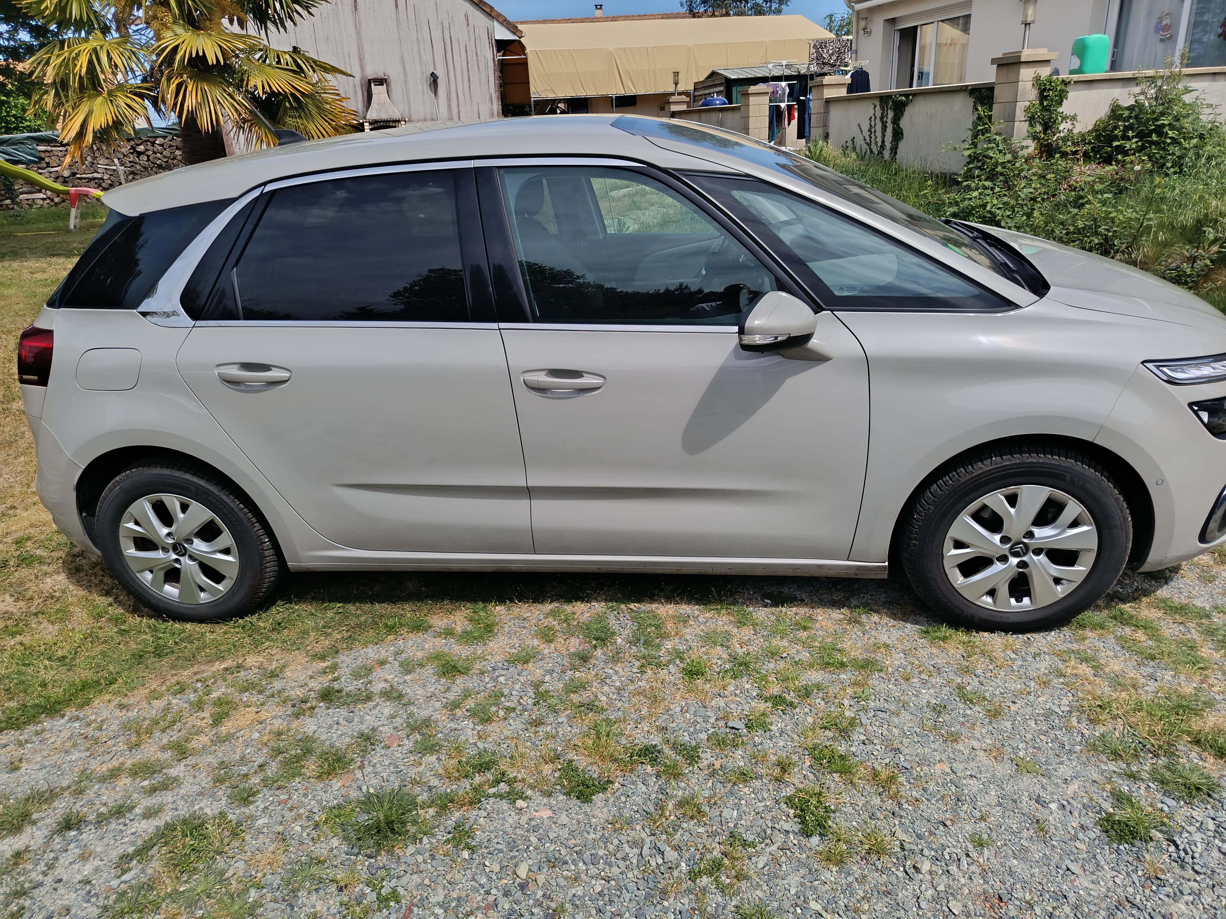 Citroen C4 Picasso avec Climatisation
