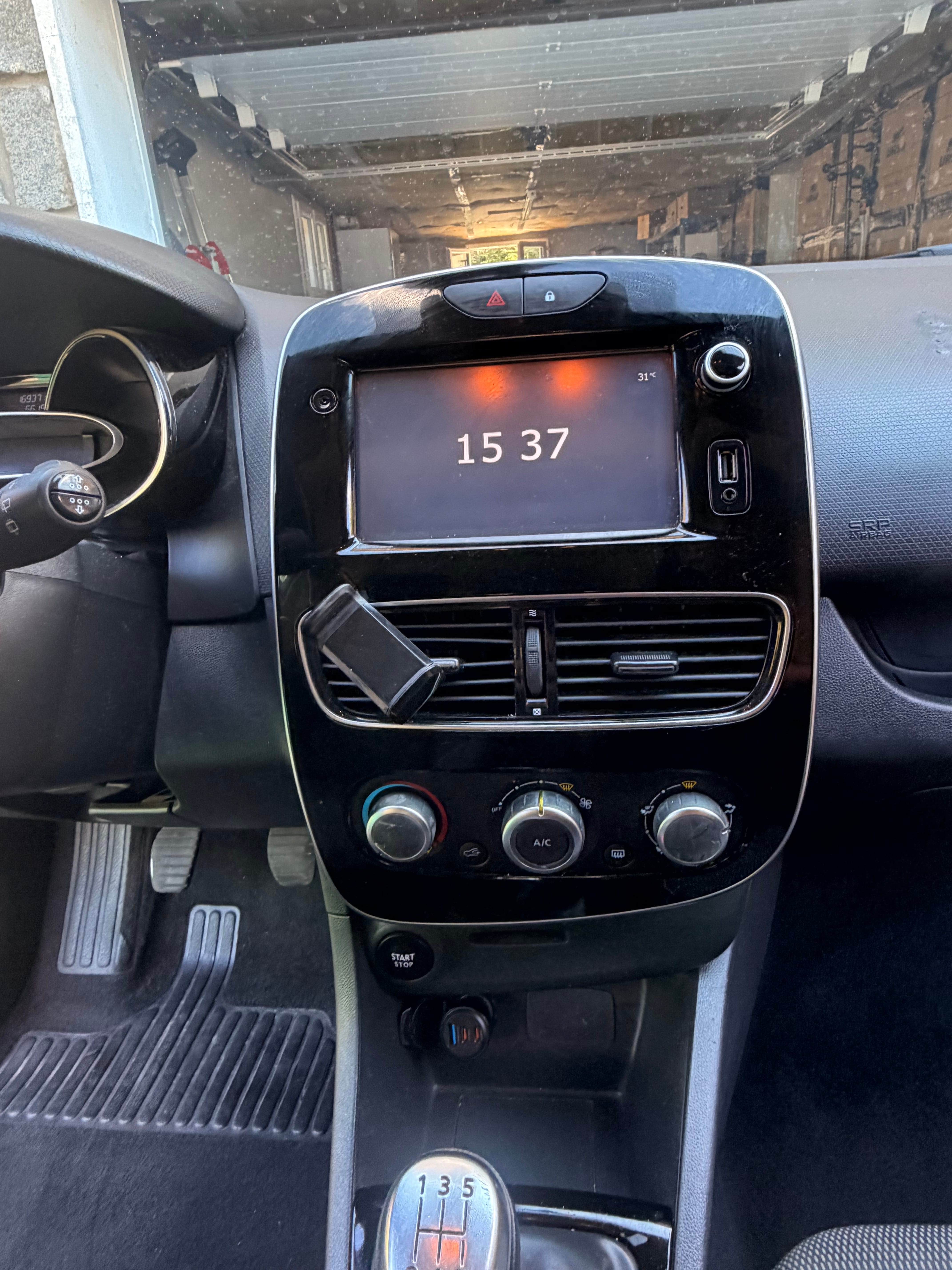 Renault Clio avec Régulateur de vitesse