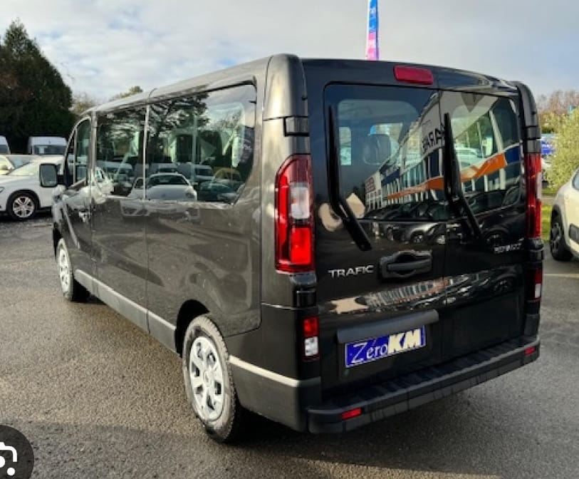 Renault Trafic avec Pneus neige