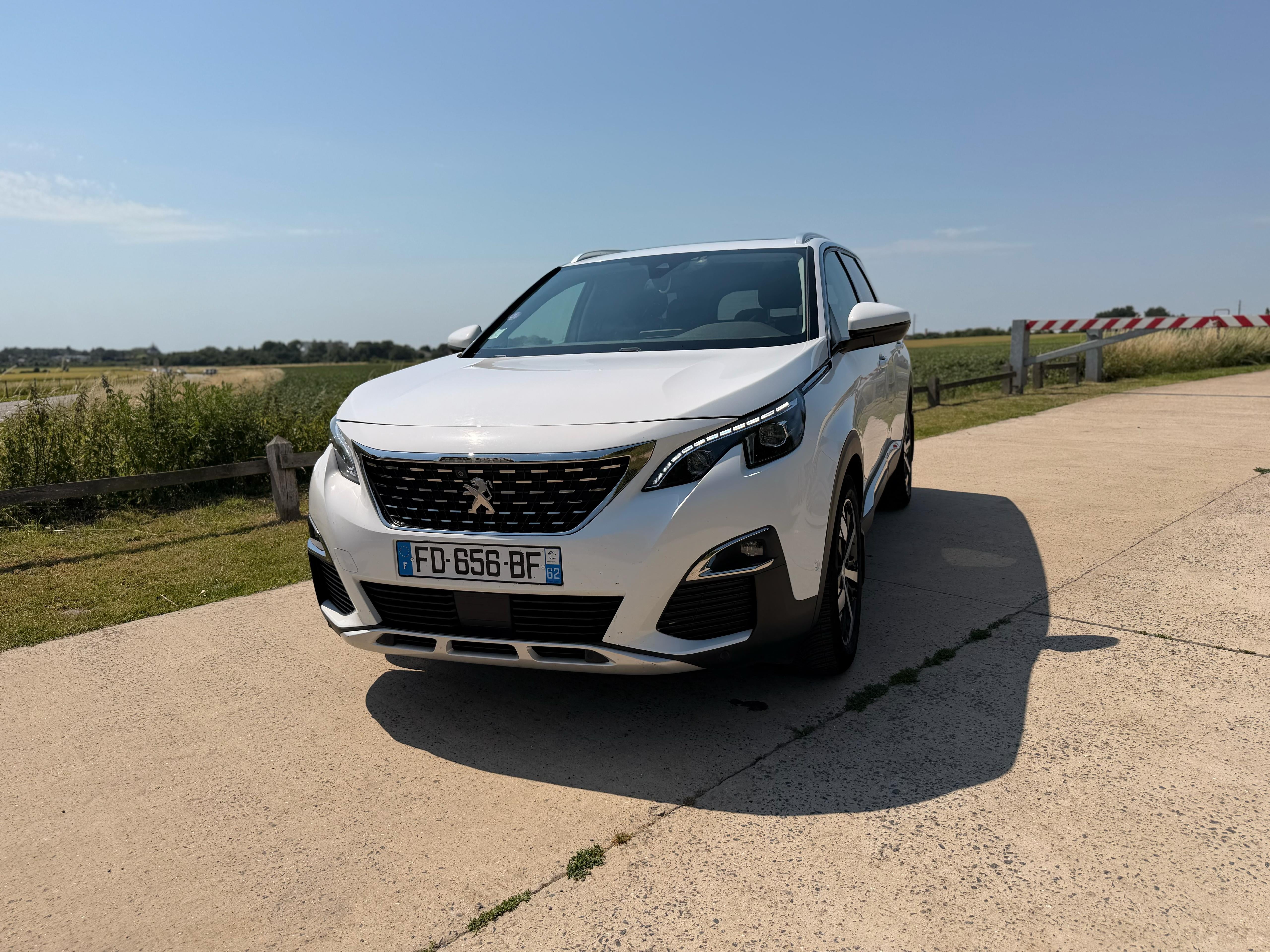 Peugeot 5008, 2019, Essence 95, automatique, 7 places